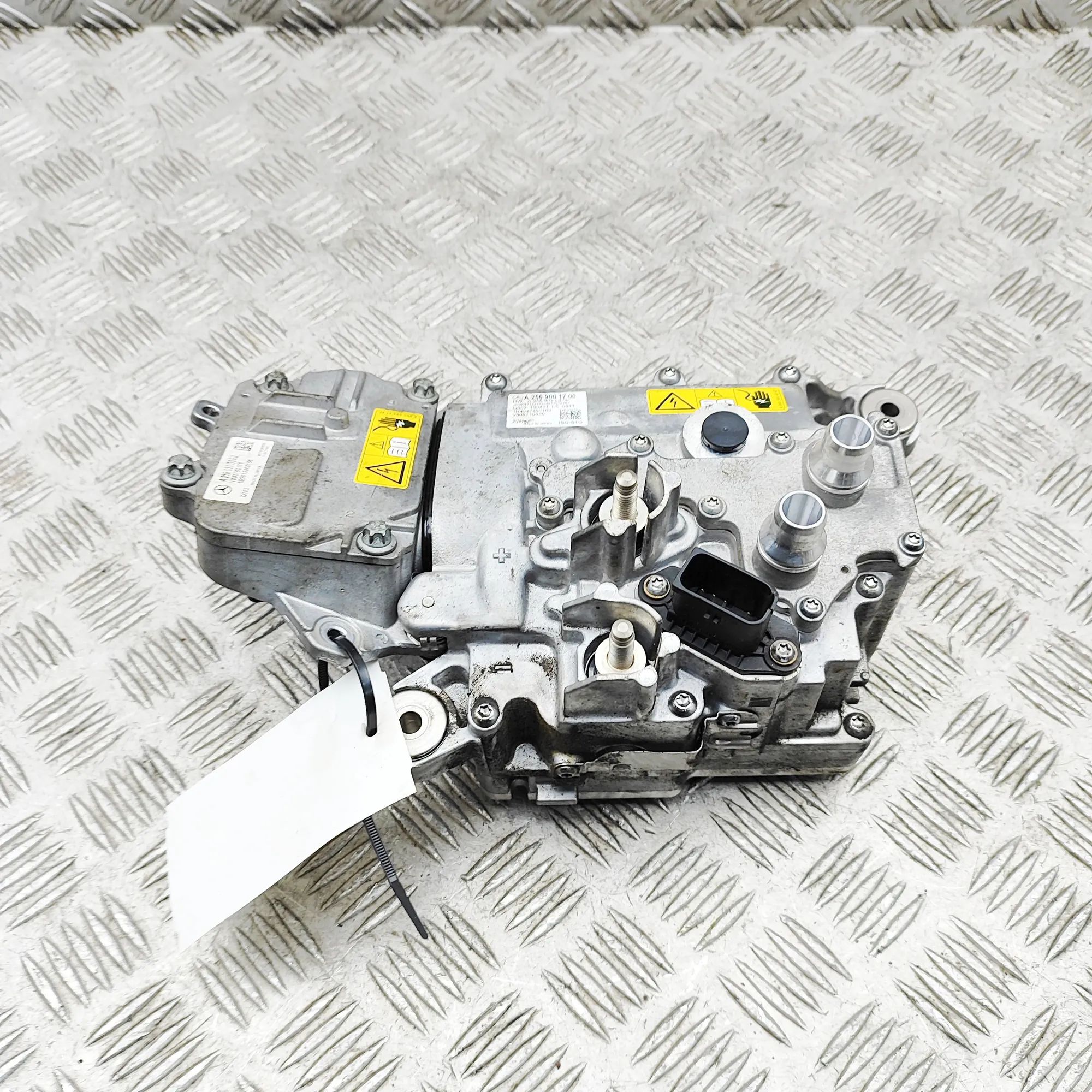 Mercedes-Benz A (W176) Invertteri A2569001700, A2569010800, A2561510002 Inverter ...