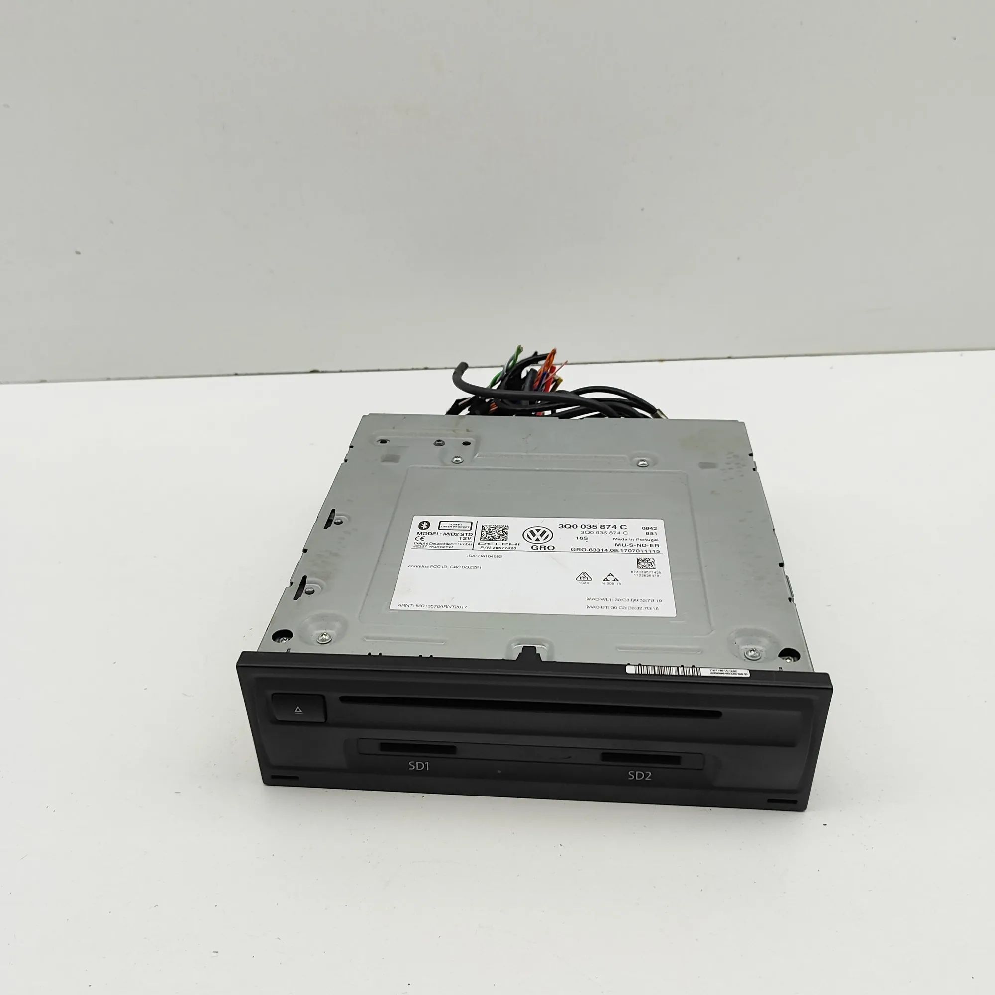 Volkswagen Passat (B8) Navigation Control Unit 3Q0035874C Navigation Control Unit VW PASSAT (B...