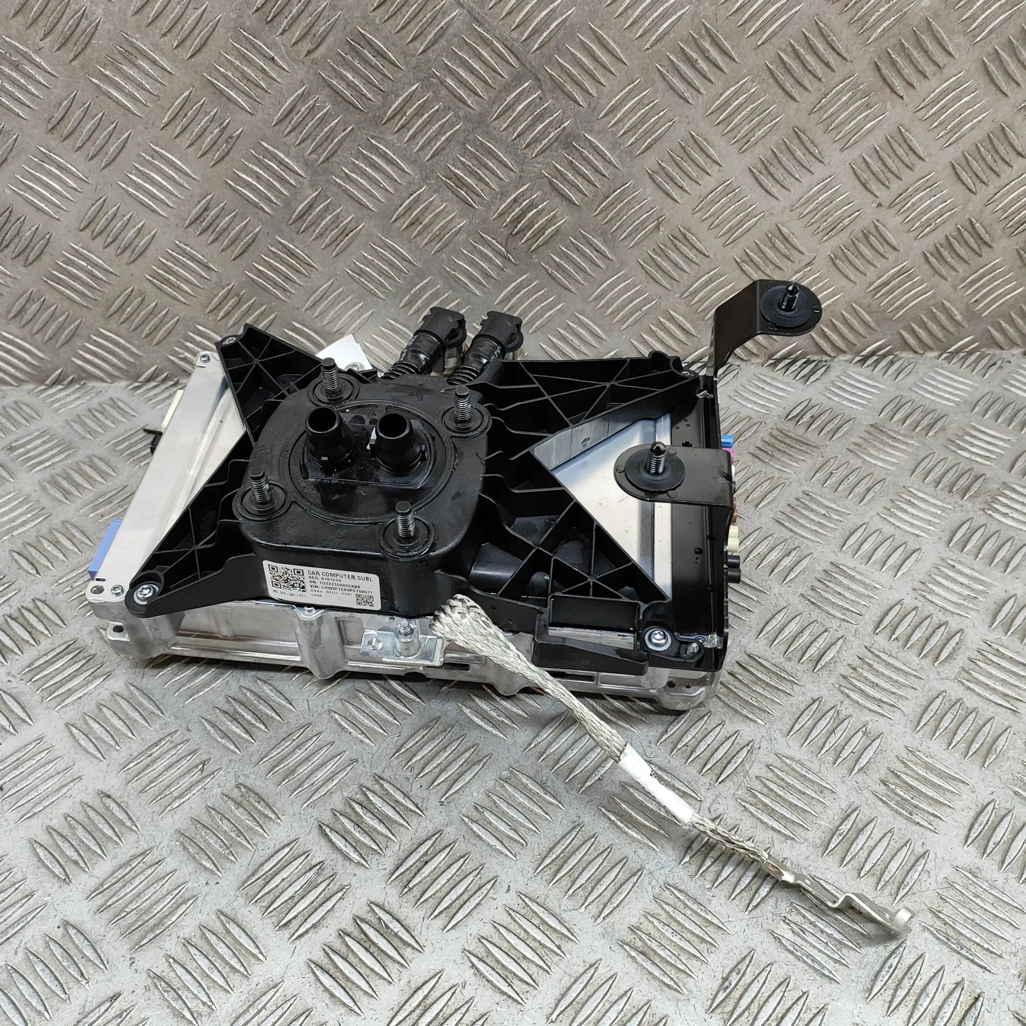 Tesla Model 3 Other Control Units 1681271-05-H Other Control Units TESLA MODEL 3 ...