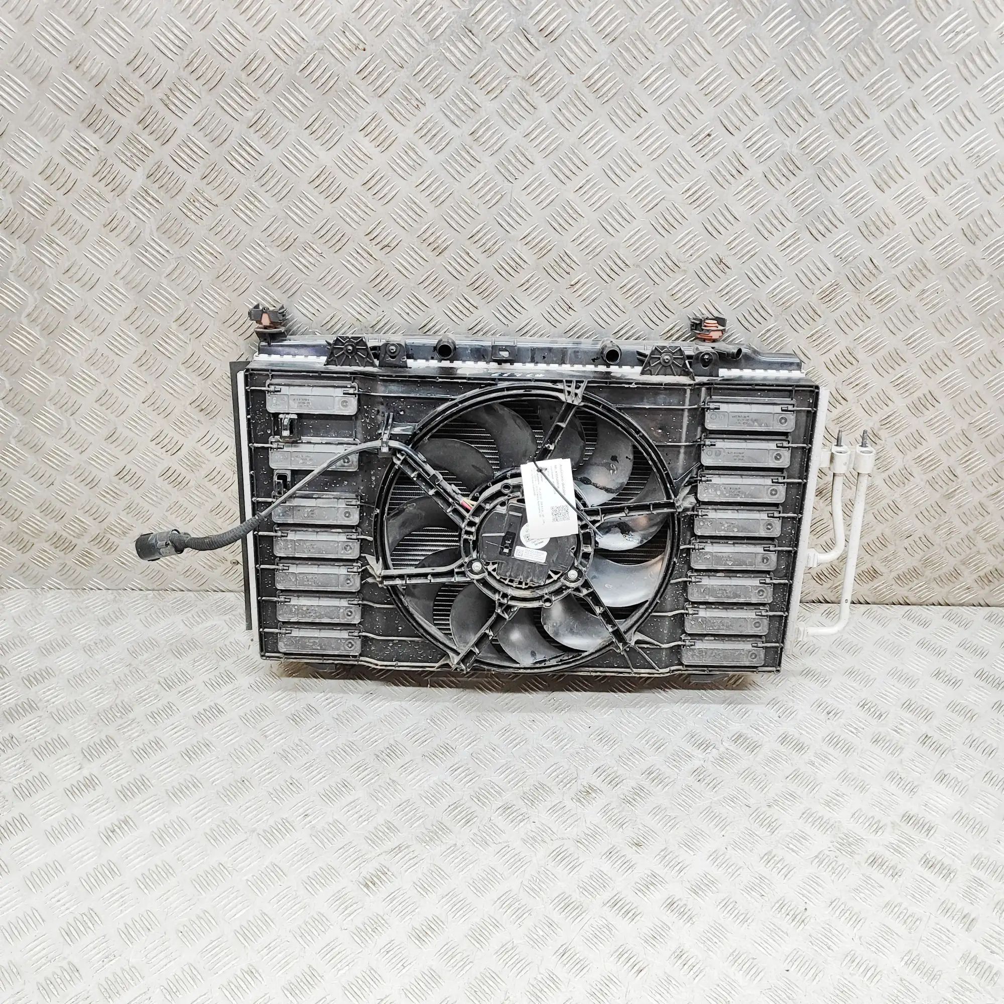 Peugeot 208 Cooling Radiator Pack 9832186380, 9827255780, 9826946880, 9826929880 ...