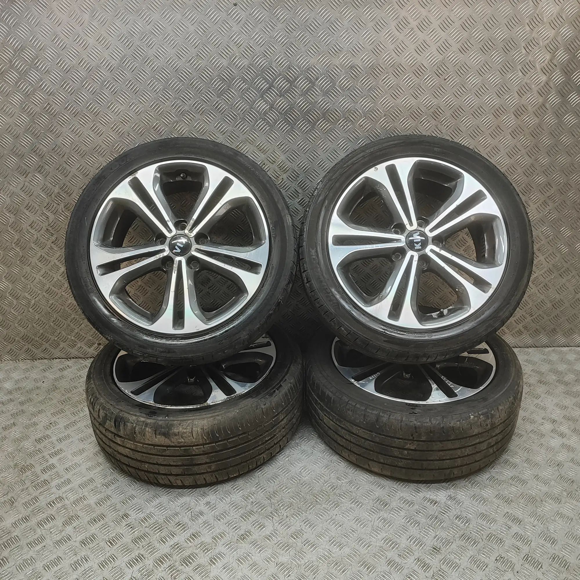 Kia Ceed (CD) Alloy Wheel Set 52910-A2630 Alloy Wheel Set KIA CEE`D (Sportswa...