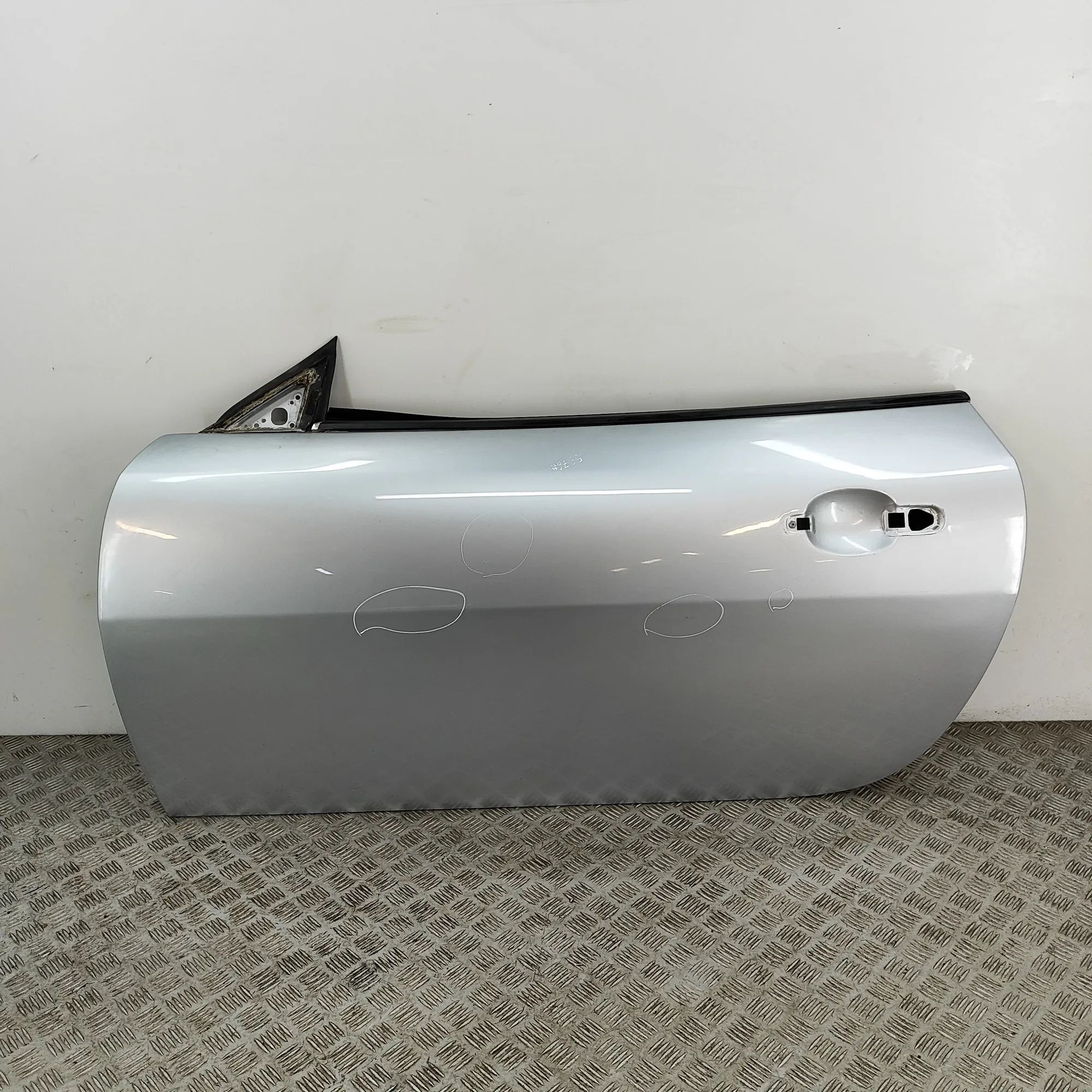 Jaguar XK Front Left Door C2P14849, 6W8320125AM Front Left Door JAGUAR XK...