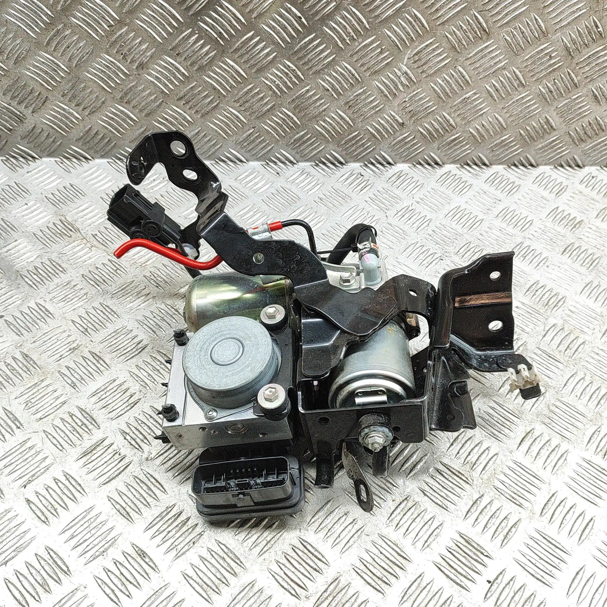 Lexus UX АБС Гидронасос  89541-76050, 44510-76010, 113040-41350 ABS Pump...