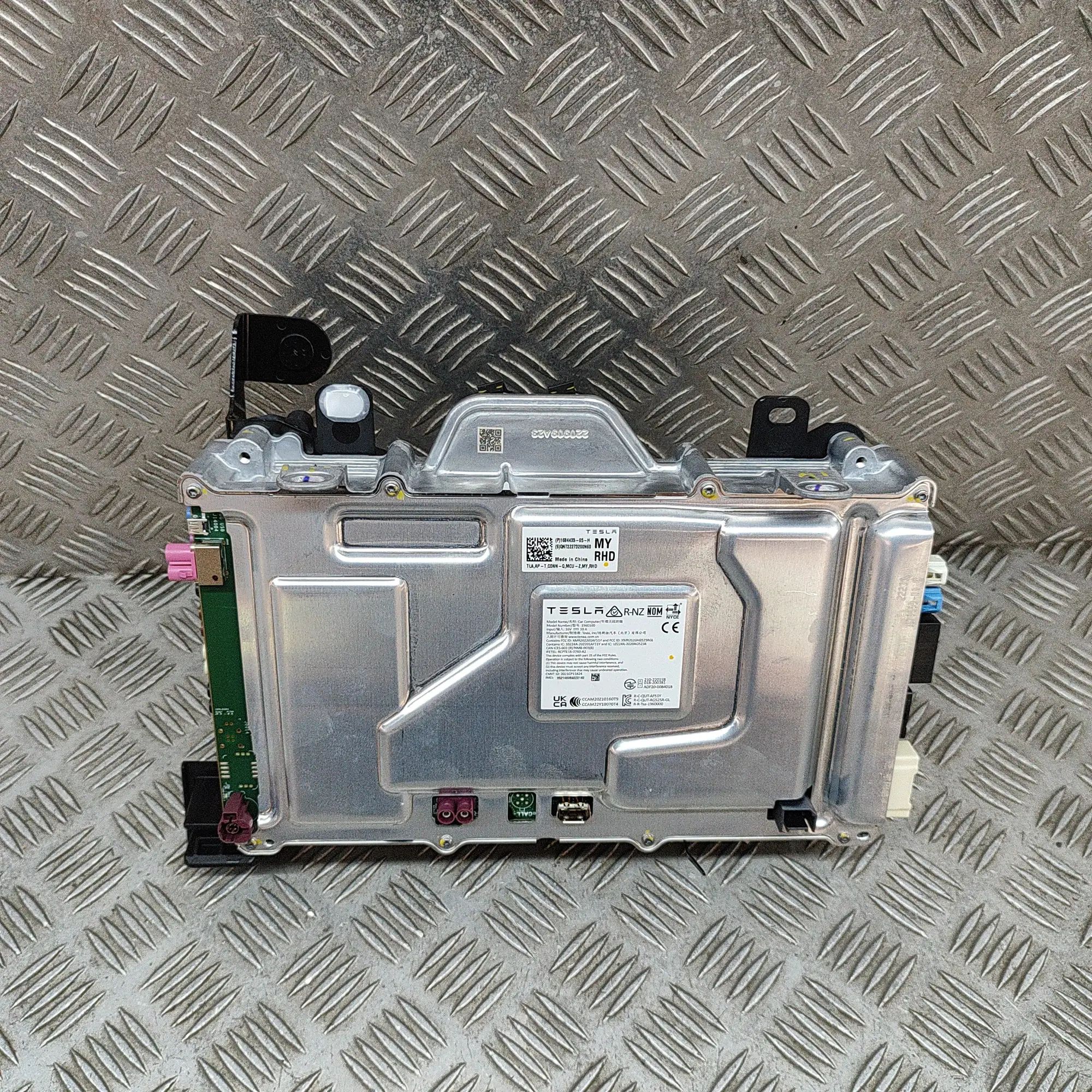 Tesla Model Y Other Control Units 1684435-05-H Other Control Units TESLA MODEL Y ...