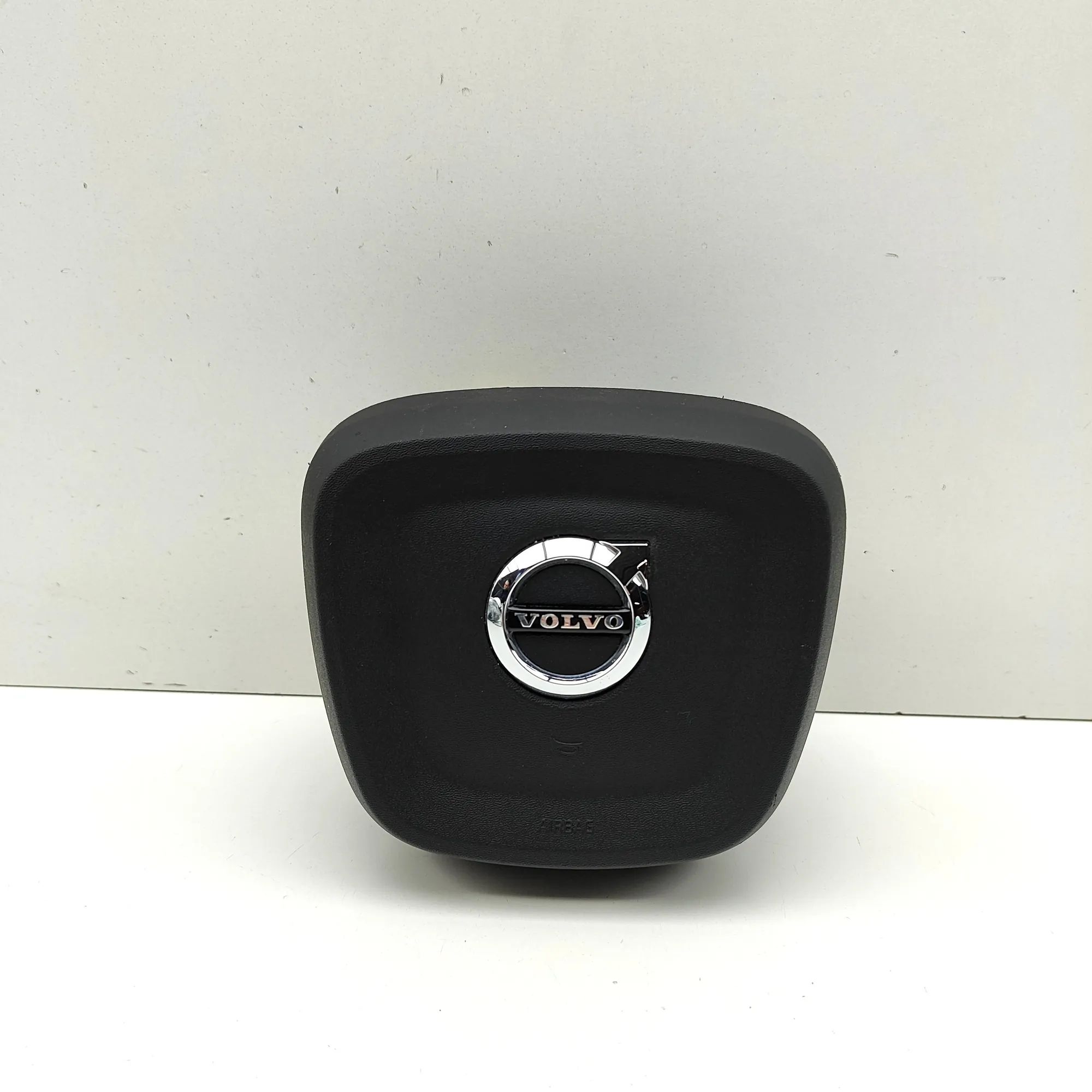 Volvo XC40 / EX40 Steering Wheel Safety Bag SRS 32384652, P032384652 Steering Wheel Safety Bag ...