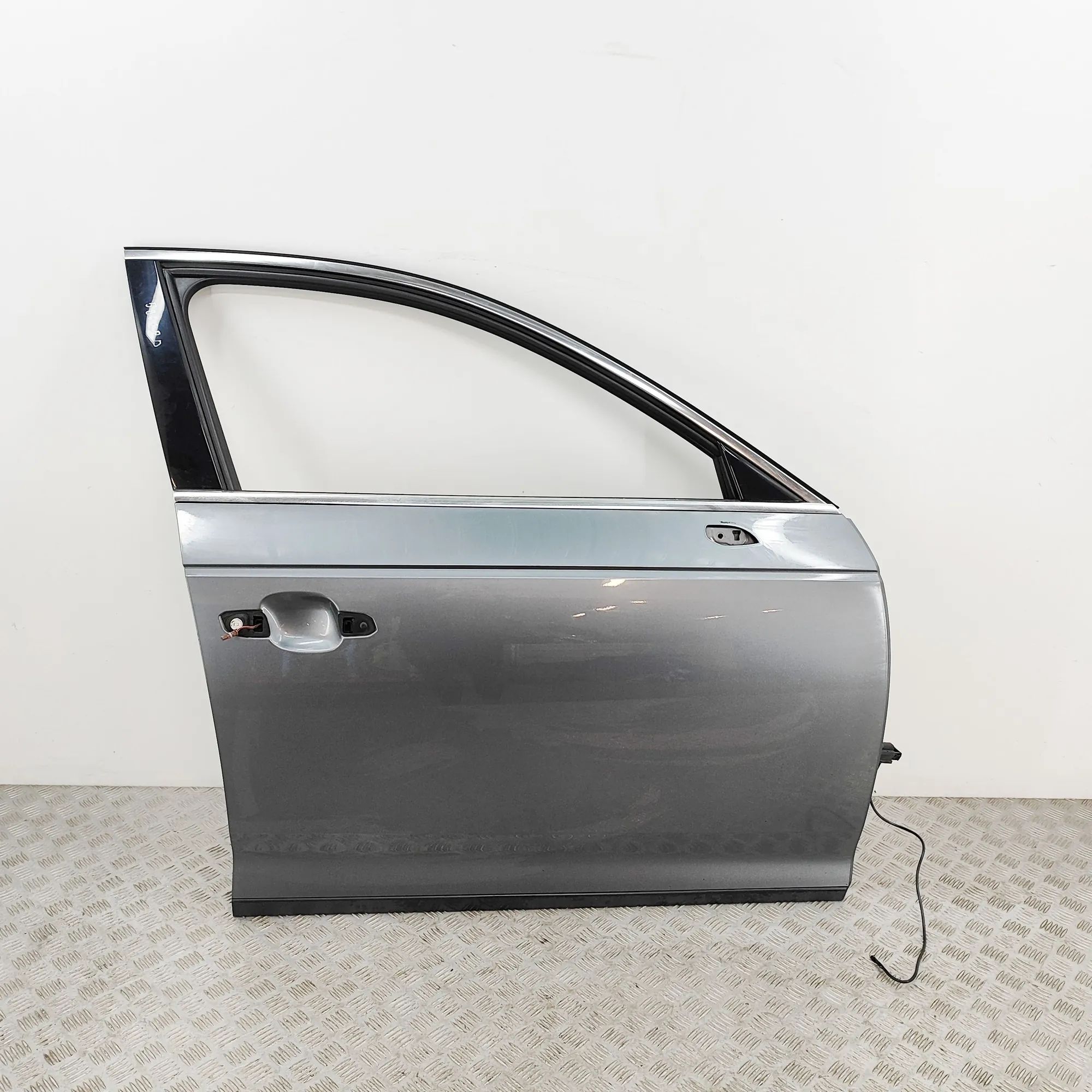 Audi A4 (B9) Front Right Door 8W0831052 Front Right Door AUDI A4 (Allroad 8WH...