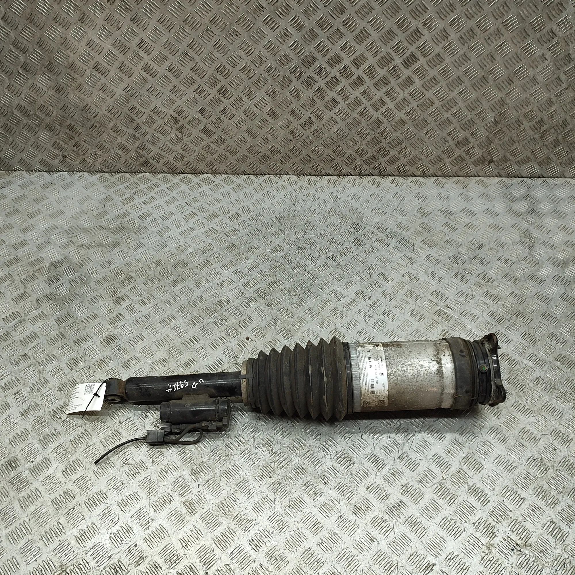 Tesla Model S Rear Right Air Shock Absorber 1066466-00-C Rear Right Air Shock Absorber TESL...