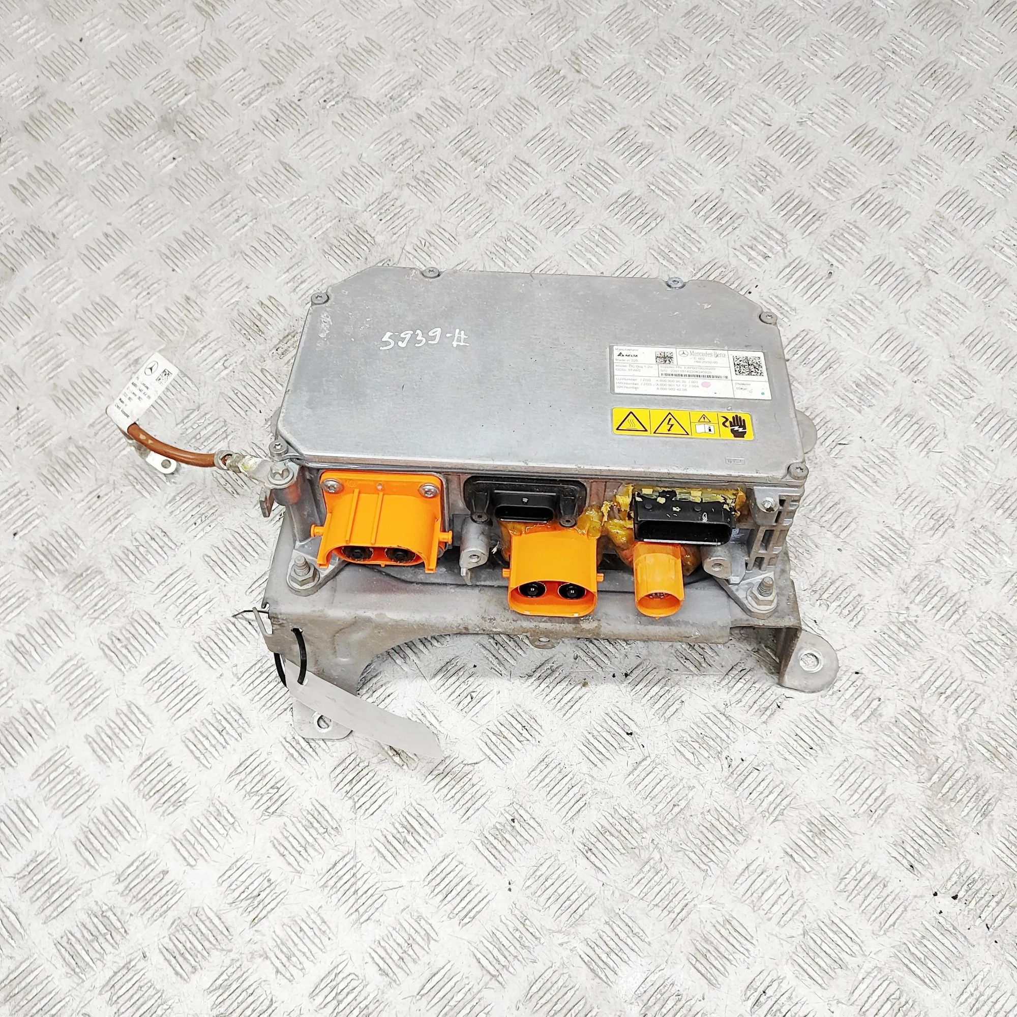Mercedes-Benz GLB / EQB (X247) Invertteri A0009015712, A0009024286, A0009009639 Inverter ...