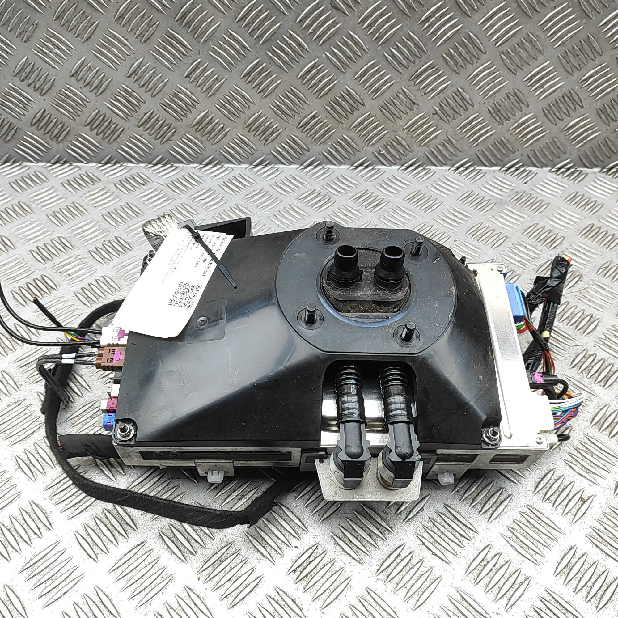 Tesla Model 3 Other Control Units 1566786-85-C, 1521482-01-D Other Control Units ...
