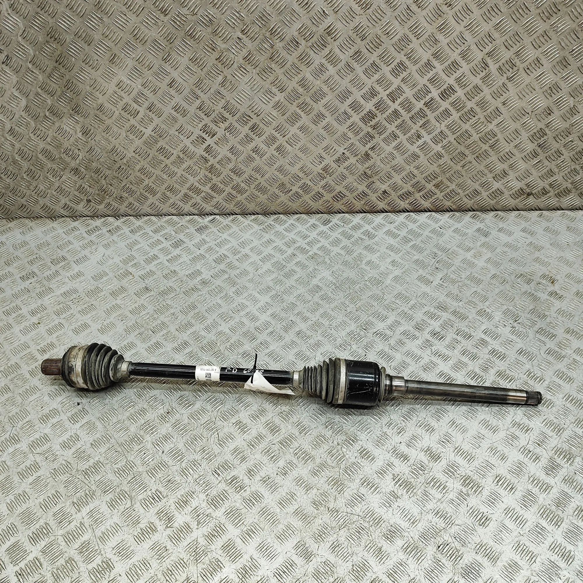 Mercedes-Benz GLE (W167) Front Right Driveshaft A1673301301 Front Right Driveshaft MERCEDES-BEN...