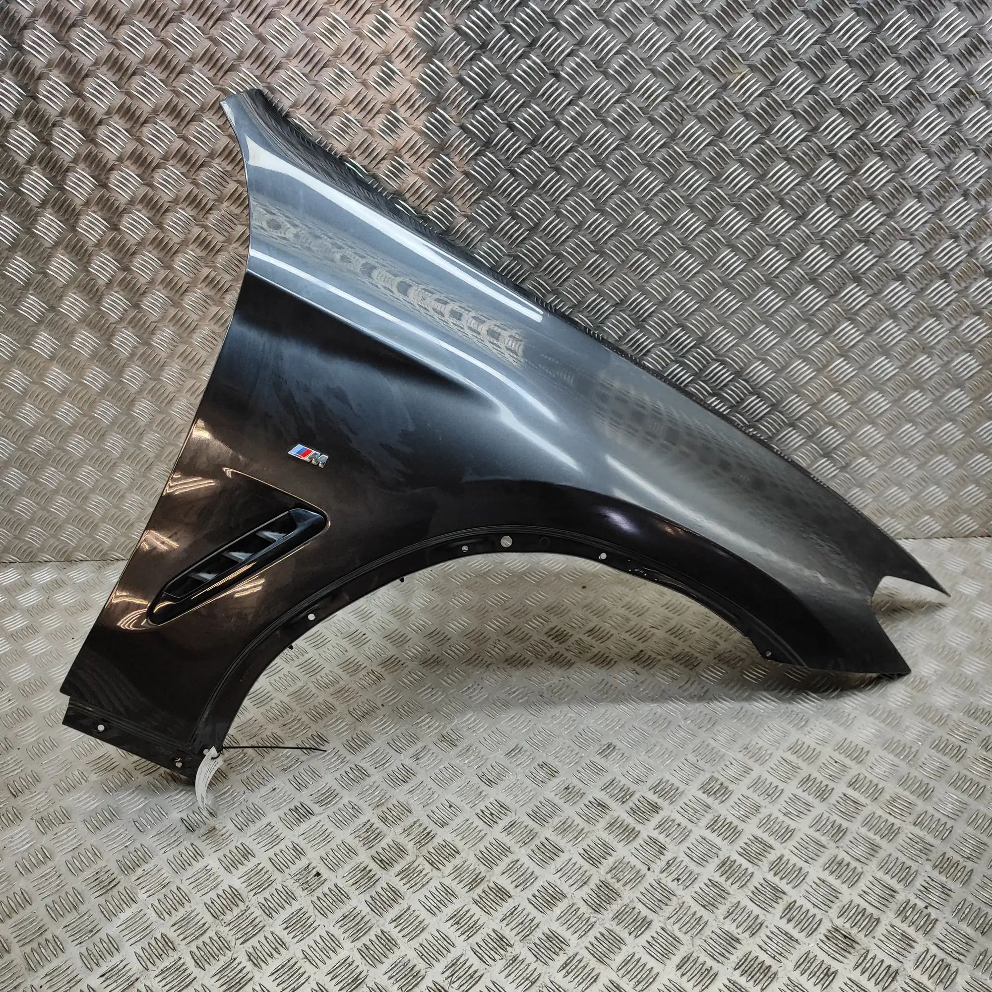 BMW X4 (G02) Front Right Fender