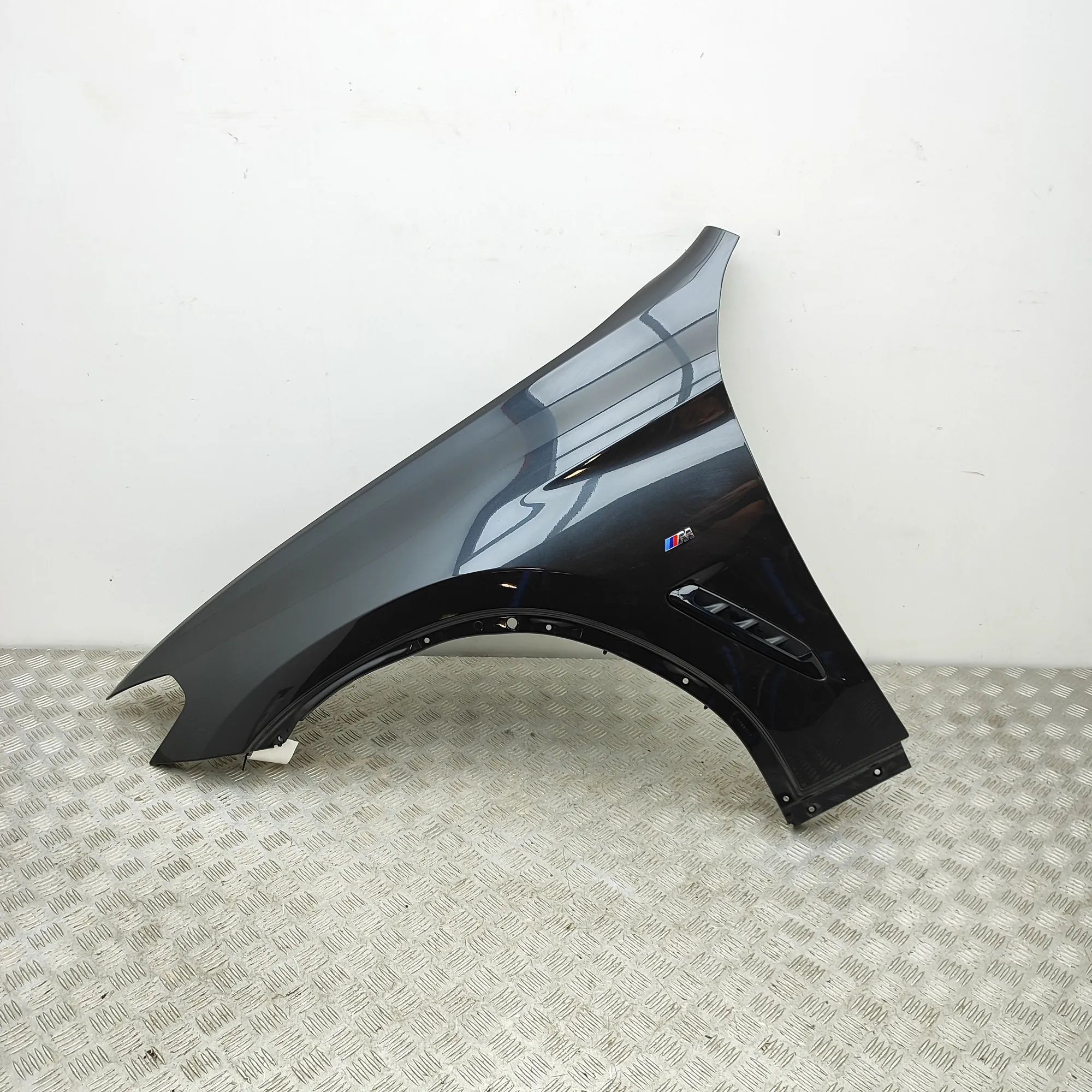 BMW X4 (G02) Front Left Fender