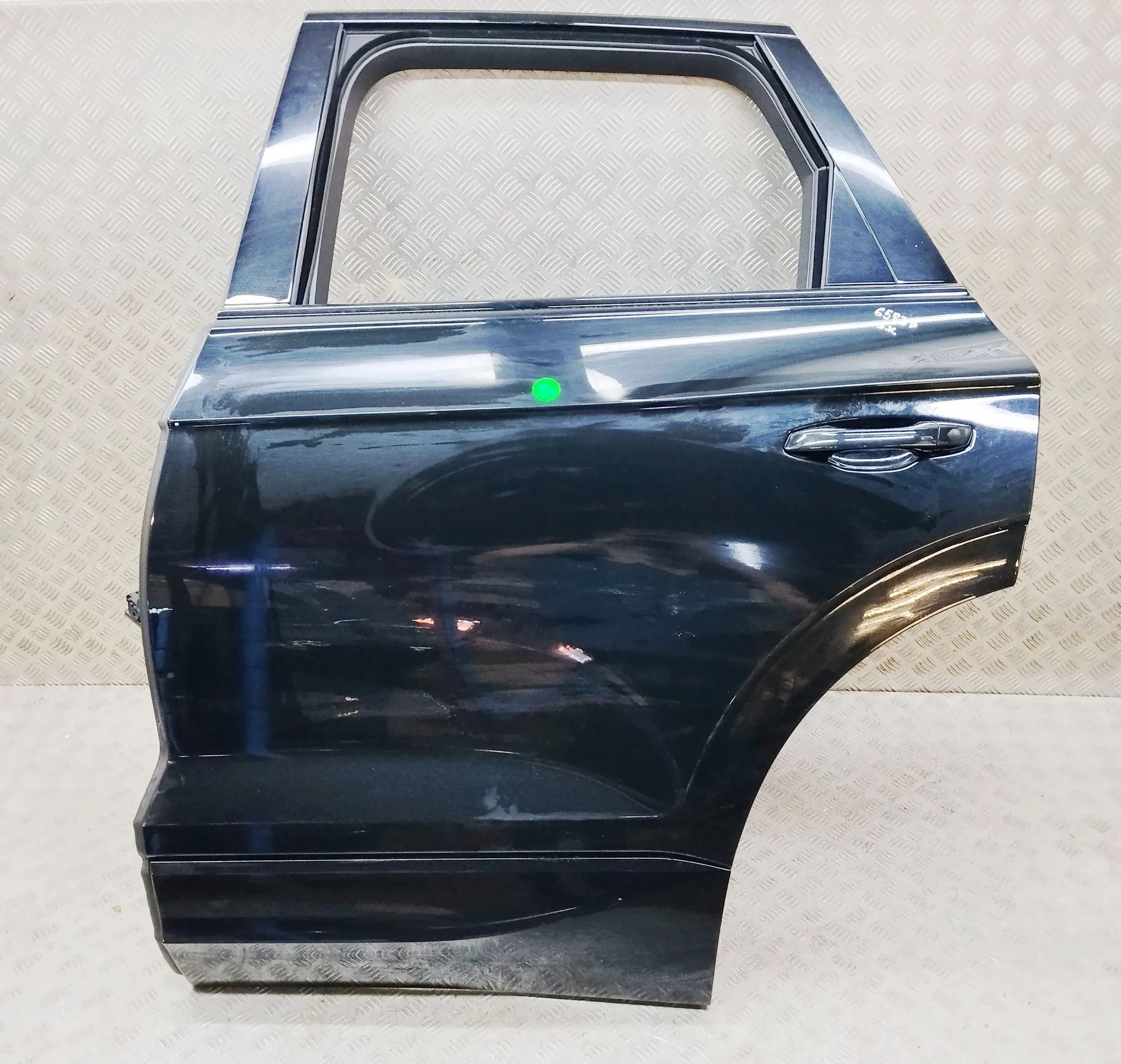 Volkswagen Touareg Rear Left Door 760833051B Rear Left Door VW TOUAREG (CR7) (201...