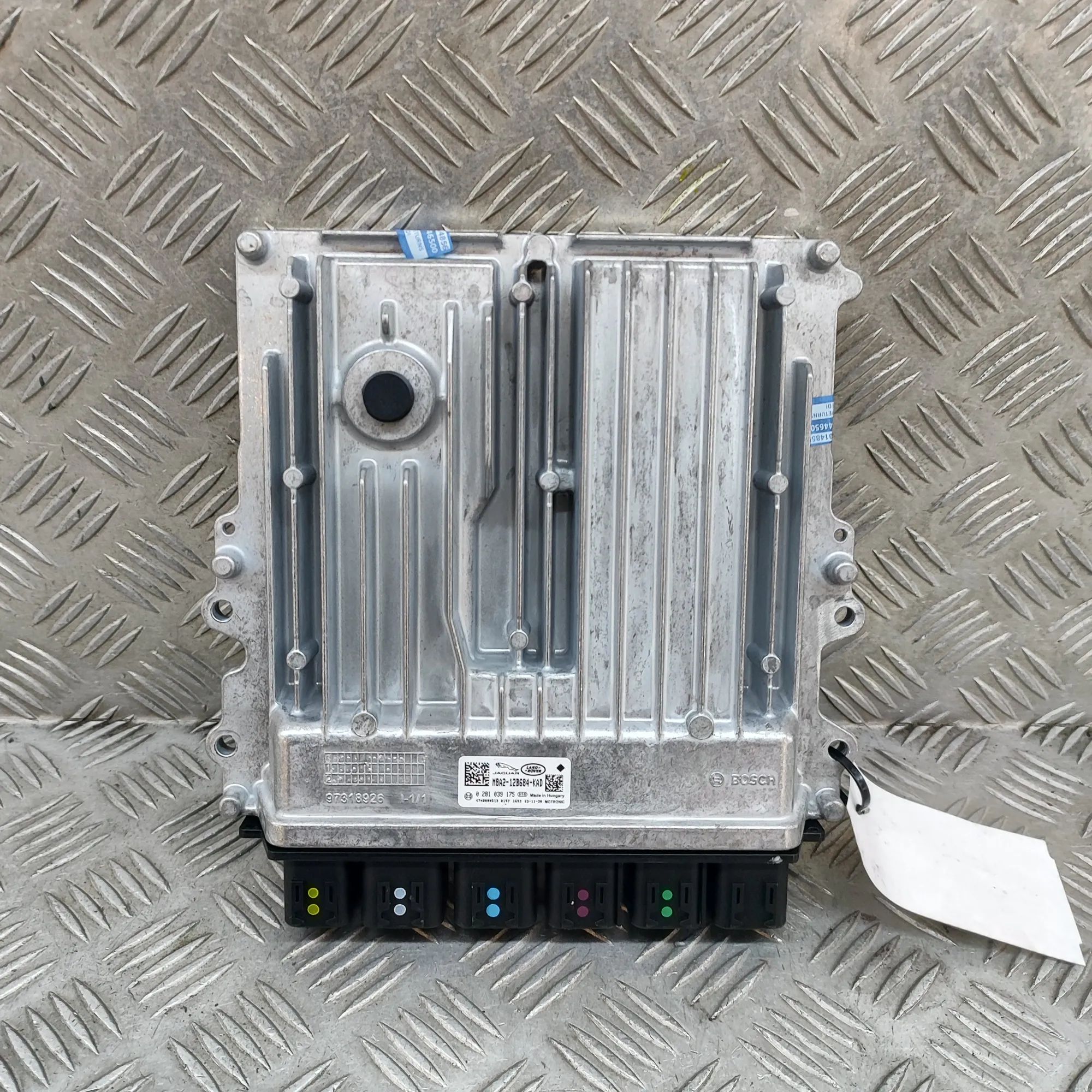 Land Rover Range Rover Sport (L461) Engine Control Unit M8A2-12B684-KAD Engine Control Unit LAND ROVER ...