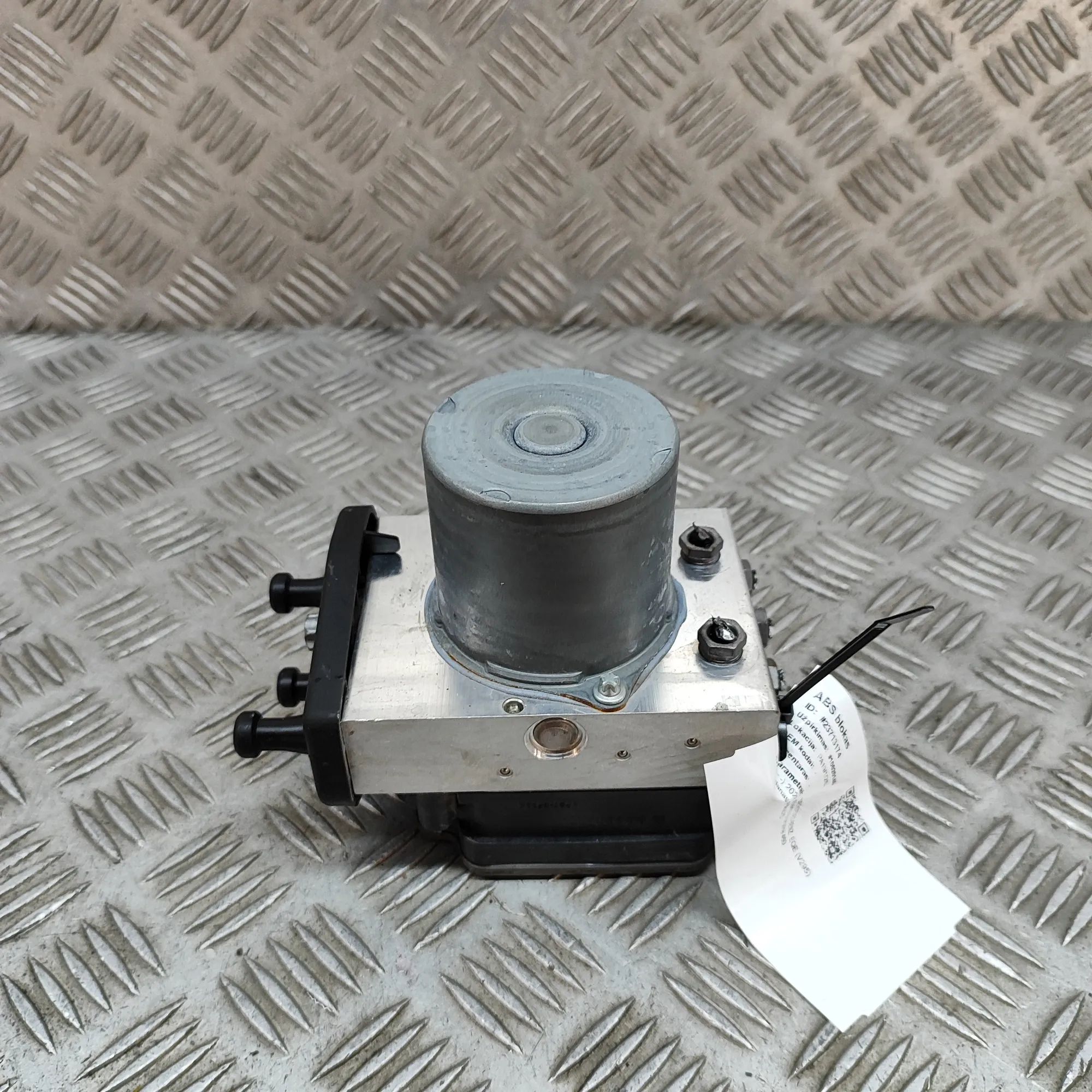 Mercedes-Benz EQE (V295 / X294) ABS Hydraulipumppu A2239018614, A2959027500, A2959001301 ABS Pump ...