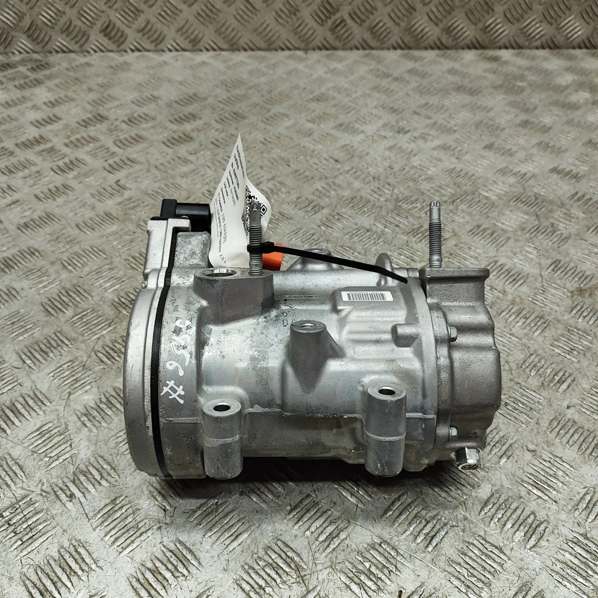 Ford Kuga Air Condition A/C Pump 042400-2150, PZ1A-19D623-DA Air Condition A/C P...