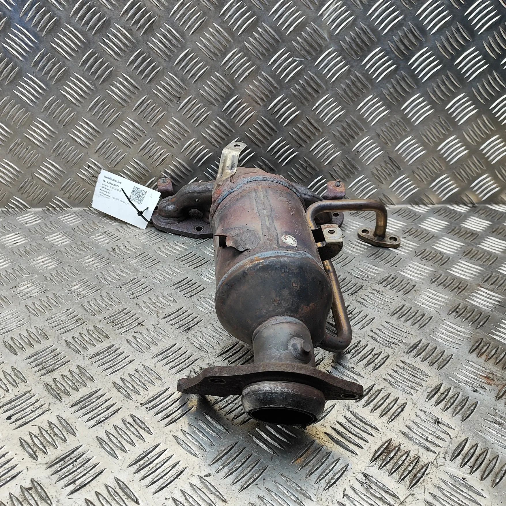 Toyota Yaris Catalyst Converter 25051-47070 Catalyst Converter TOYOTA YARIS (_P...
