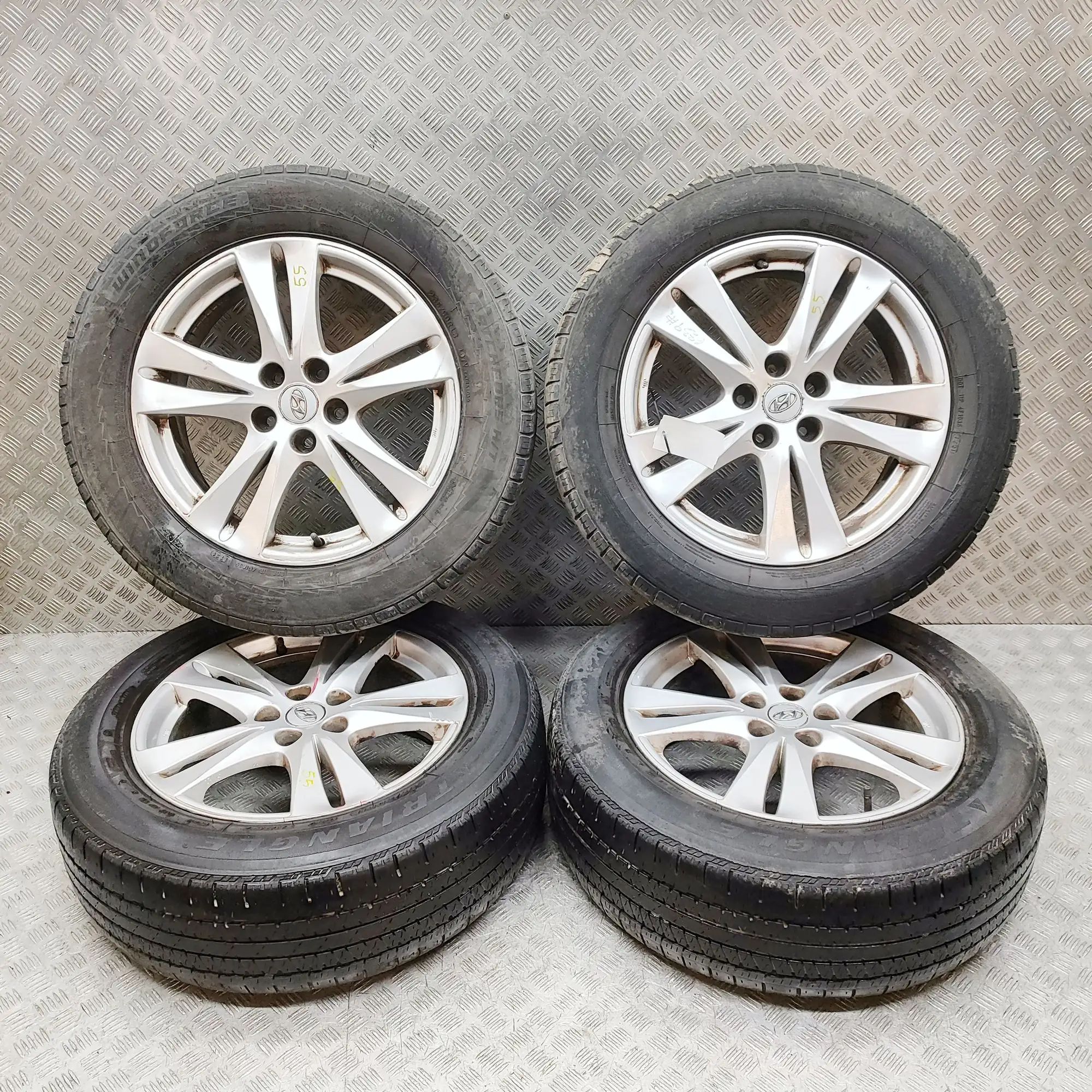 Hyundai Santa Fe Alloy Wheel Set 52910-2B480 Alloy Wheel Set HYUNDAI SANTA (FÉ I...