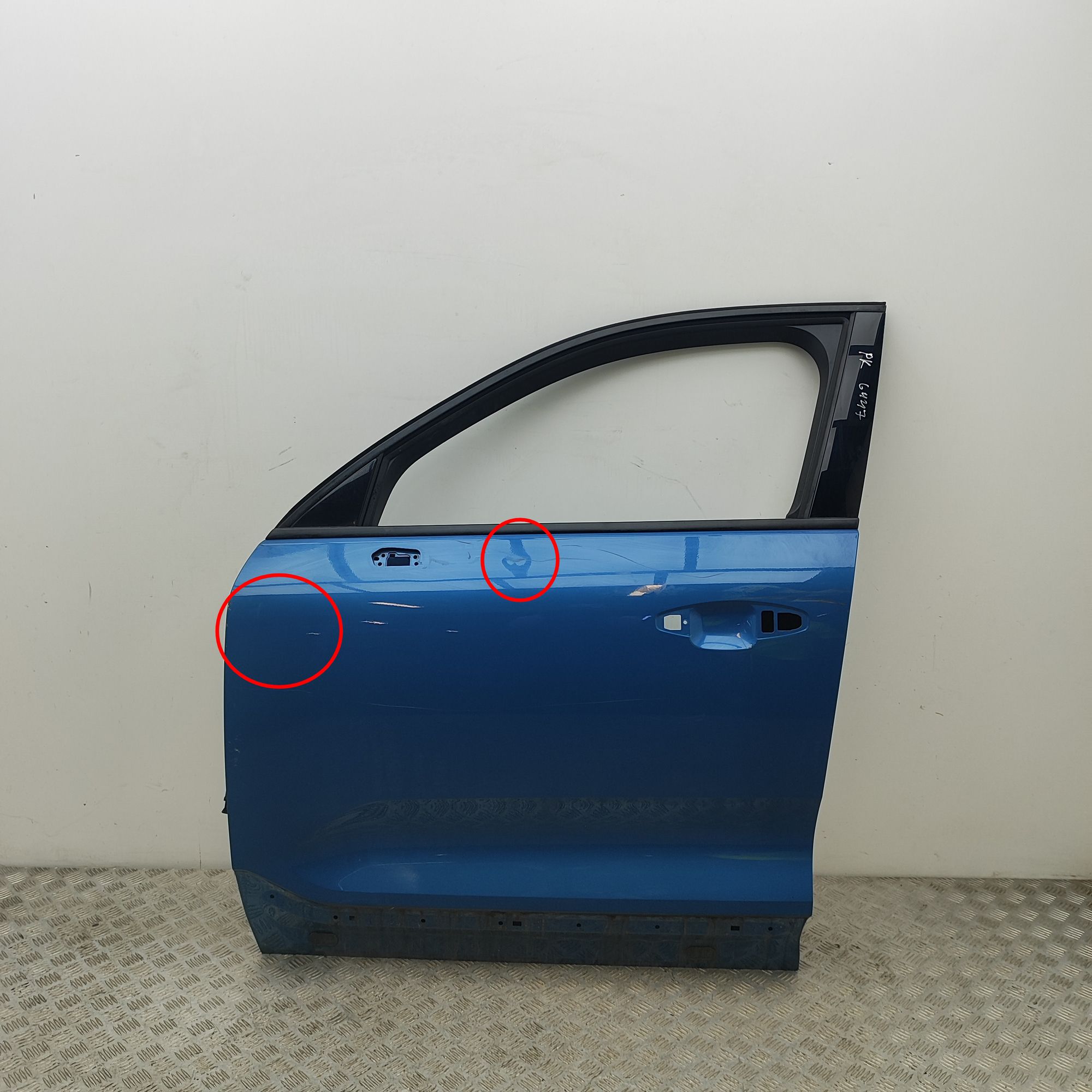 Volvo XC40 / EX40 Front Left Door 32375396, 32399004, 32375396AB Front Left Door ...