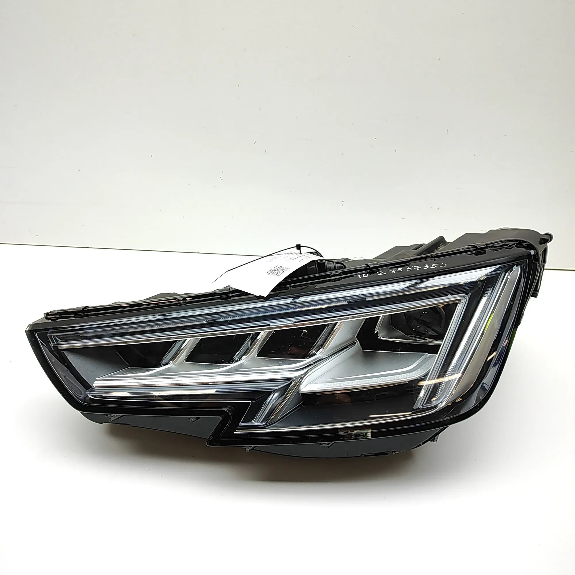 Audi A4 (B8) Front Left Headlight 8W0941035 Front Left Headlight AUDI A4 (8W2, B9...