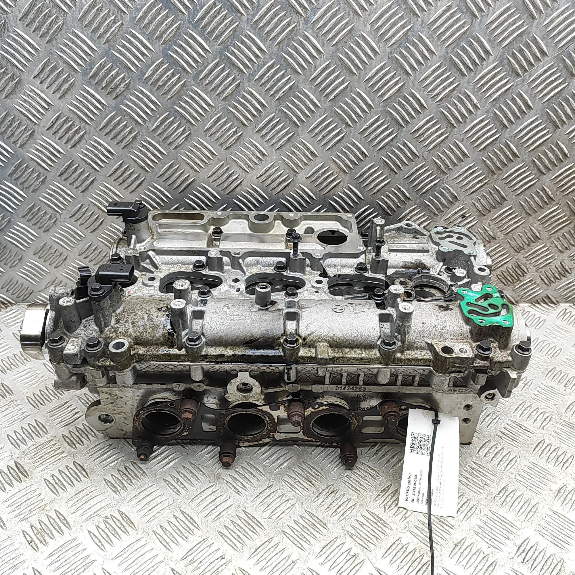 Volvo XC60 Engine Cylinder Head 31410529, 31434293 Engine Cylinder Head VOLVO X...