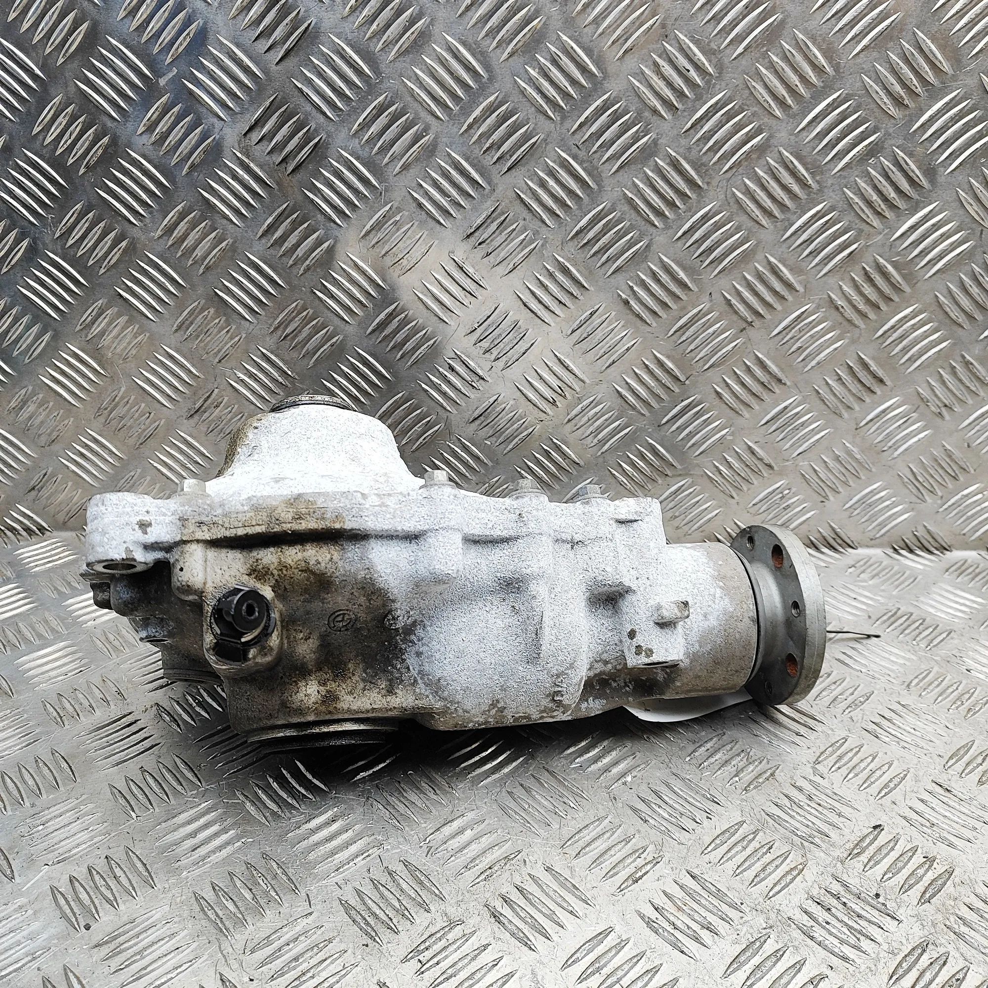BMW X5 (G05) esidiferentsiaal 8487441 Front Differential BMW X5 (G05) (2018-....
