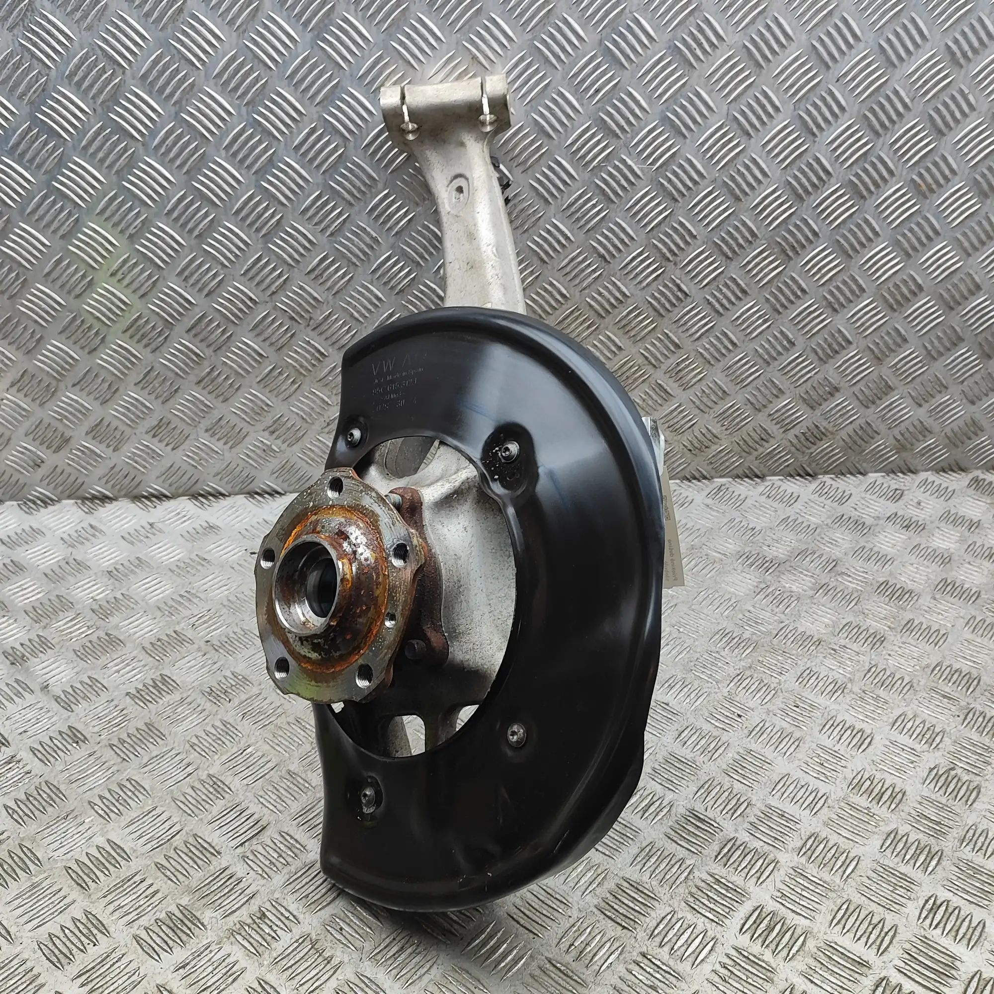 Porsche Macan (XAB) Front Right Wheel Hub
