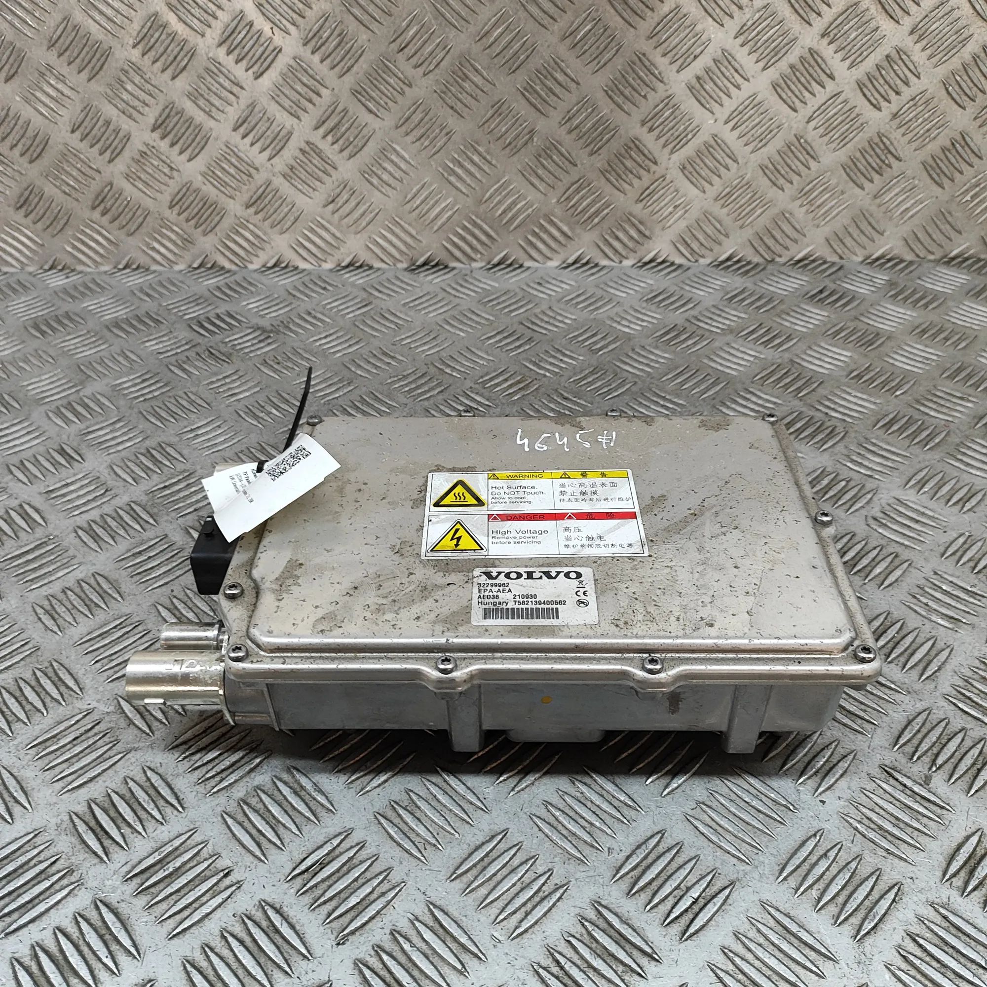 Volvo XC90 Invertteri 32299962 Inverter VOLVO XC90 (II) (2014-...)

P...