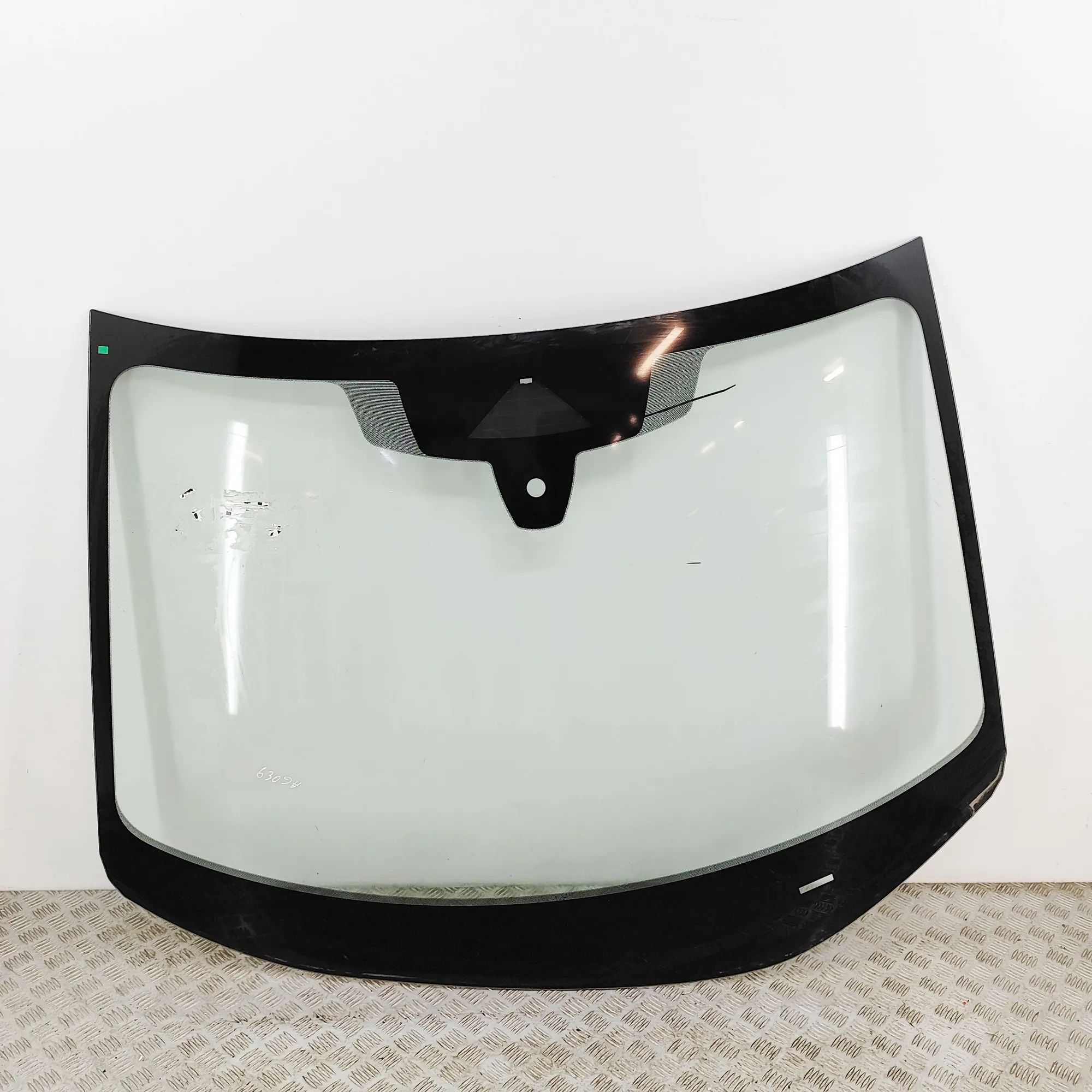 Nissan Ariya Front Windshield 43R-010445, 72700-5MP0A Front Windshield NISSAN...
