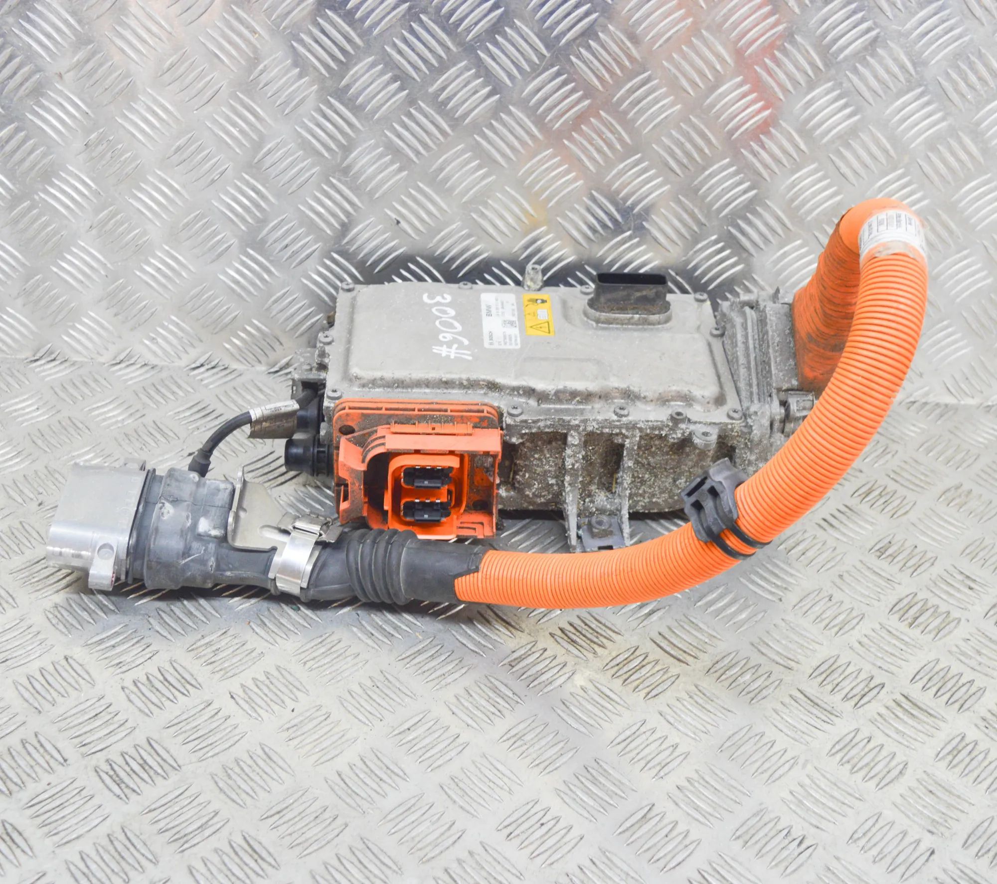 BMW i8 (l12, l15) инвертор 8646687, 0437508579 Inverter BMW I8 (I12) (2014...