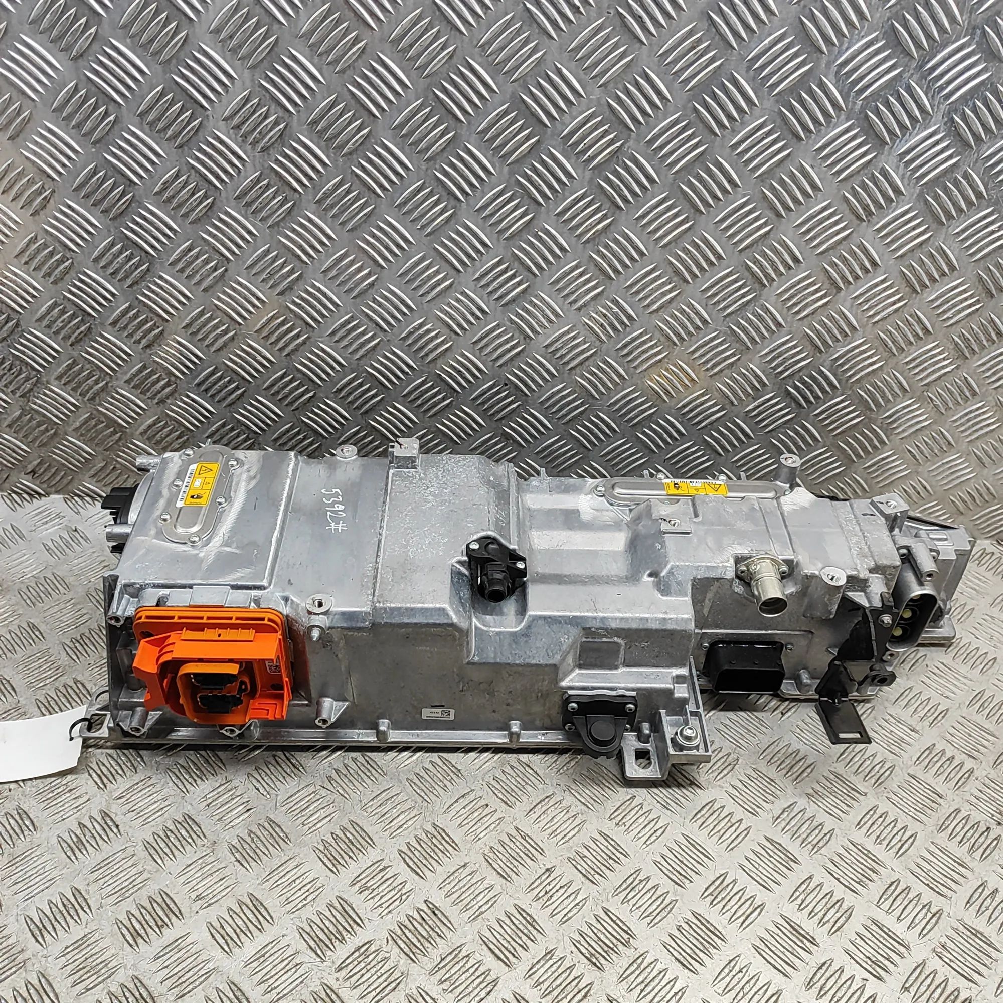 BMW X2 (F39) инвертор 5A3E1F3 Inverter BMW X2 (F39) (2018-...)

Part ...