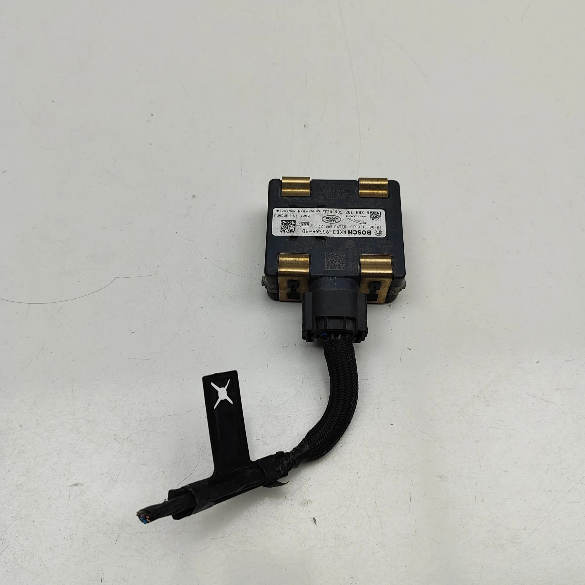 Jaguar F-Pace Distance Radar Sensor 0203302566, KK83-9G768-AD Distance Radar Sensor...