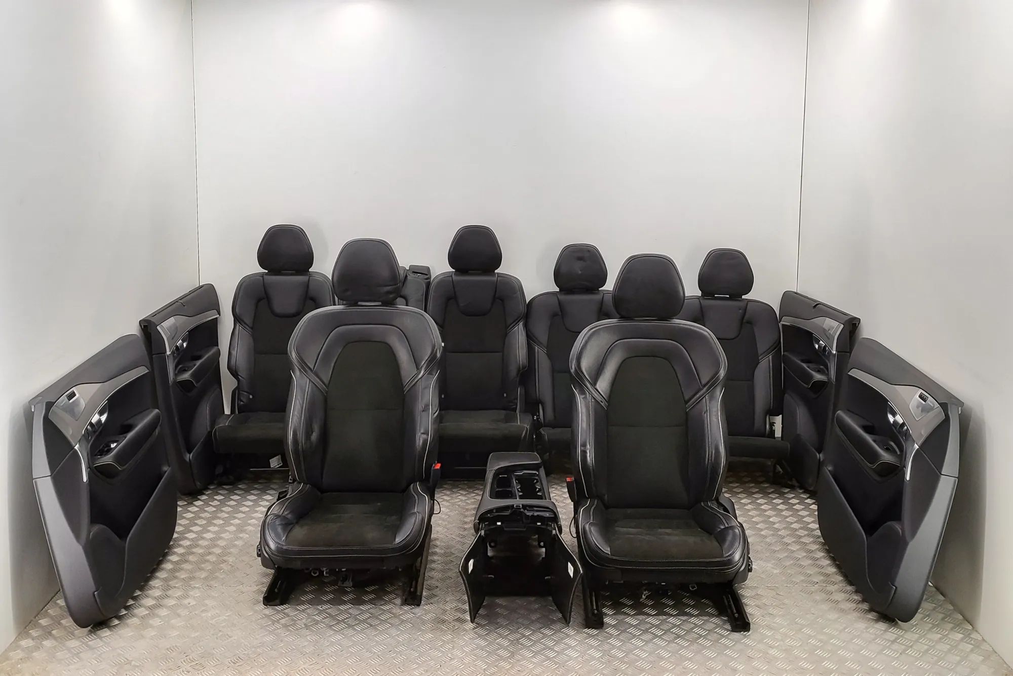 Volvo XC90 Interior Seats W/ Door Cards Kit 39827408, 31389626, 39827406, 31393113, 3139311...