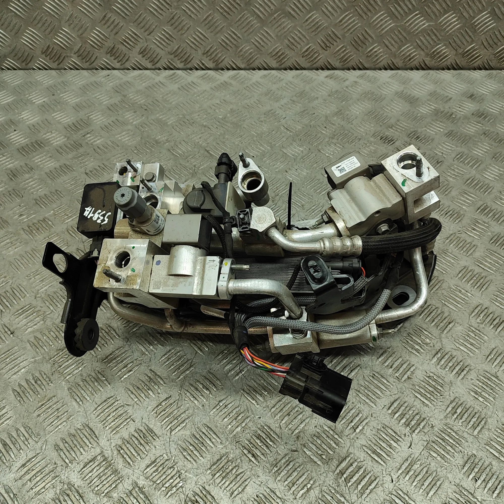 Peugeot 5008 Battery Cooling Radiator 9852765680 Battery Cooling Radiator PEUGEOT 500...