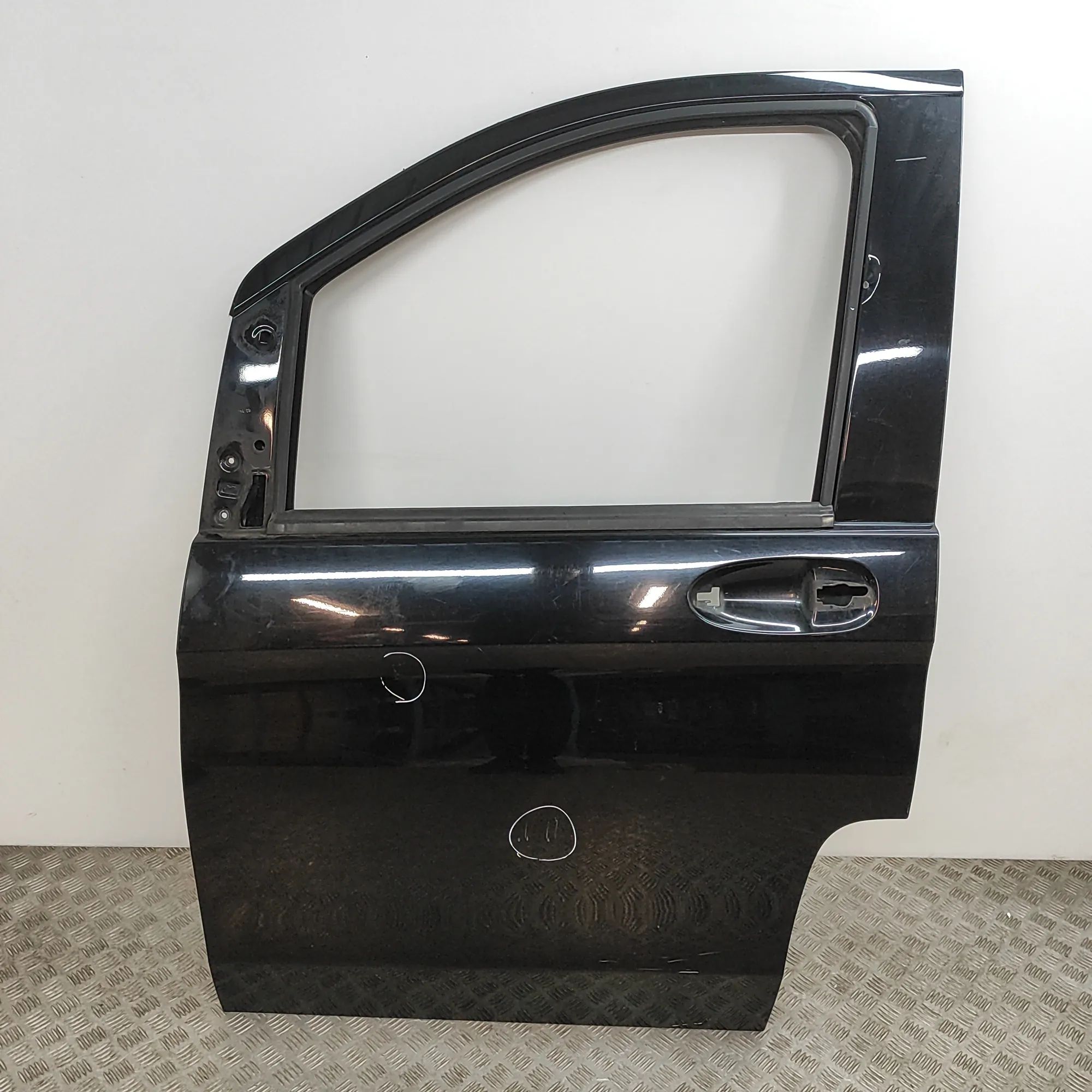Mercedes-Benz V / Vito / EQV (W447) Front Left Door A4477206600 Front Left Door MERCEDES-BENZ VITO ...