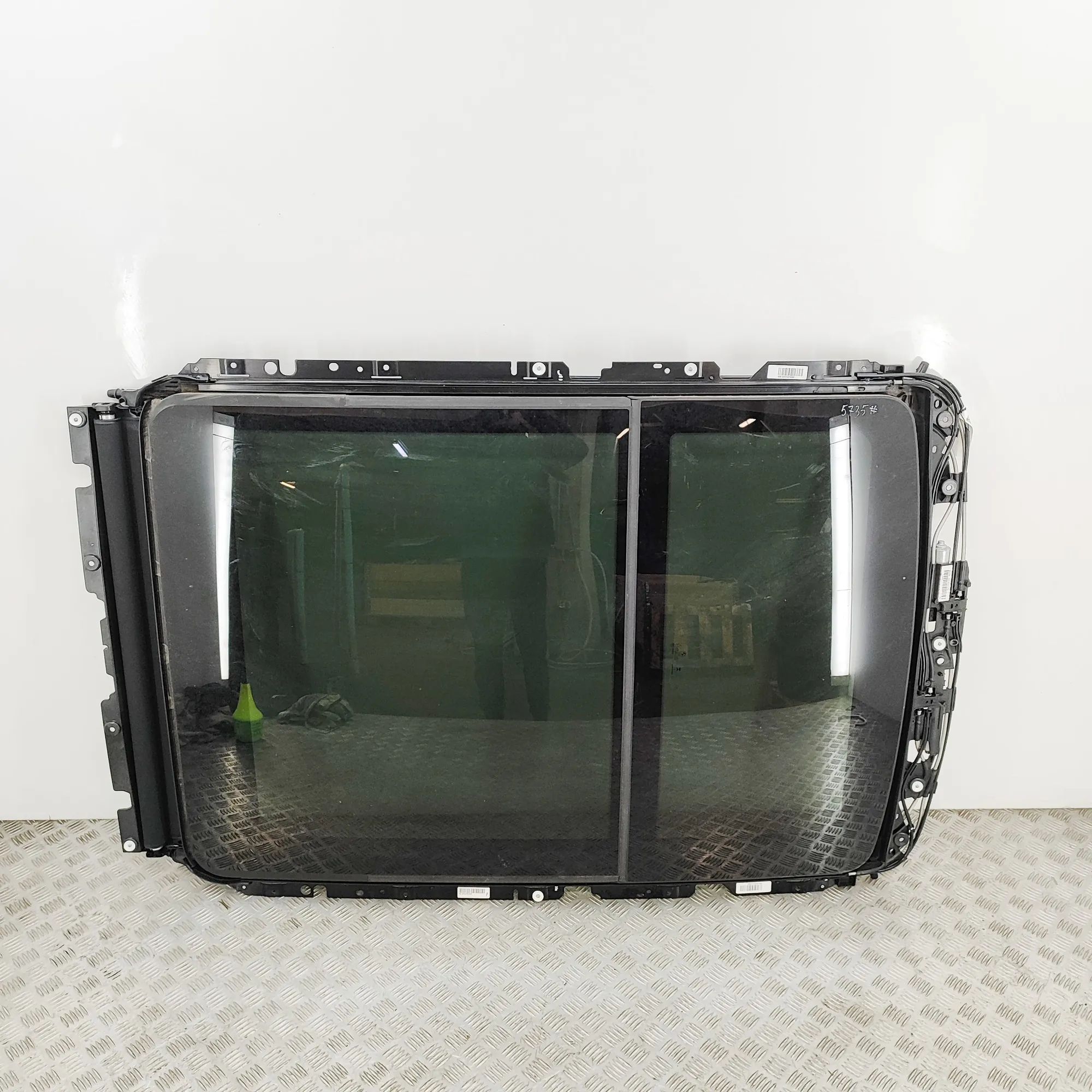 BMW X3 / iX3 (G01) Люк на крыше 7493147, 7493796, 9466787 Sunroof BMW IX3 (G08)...