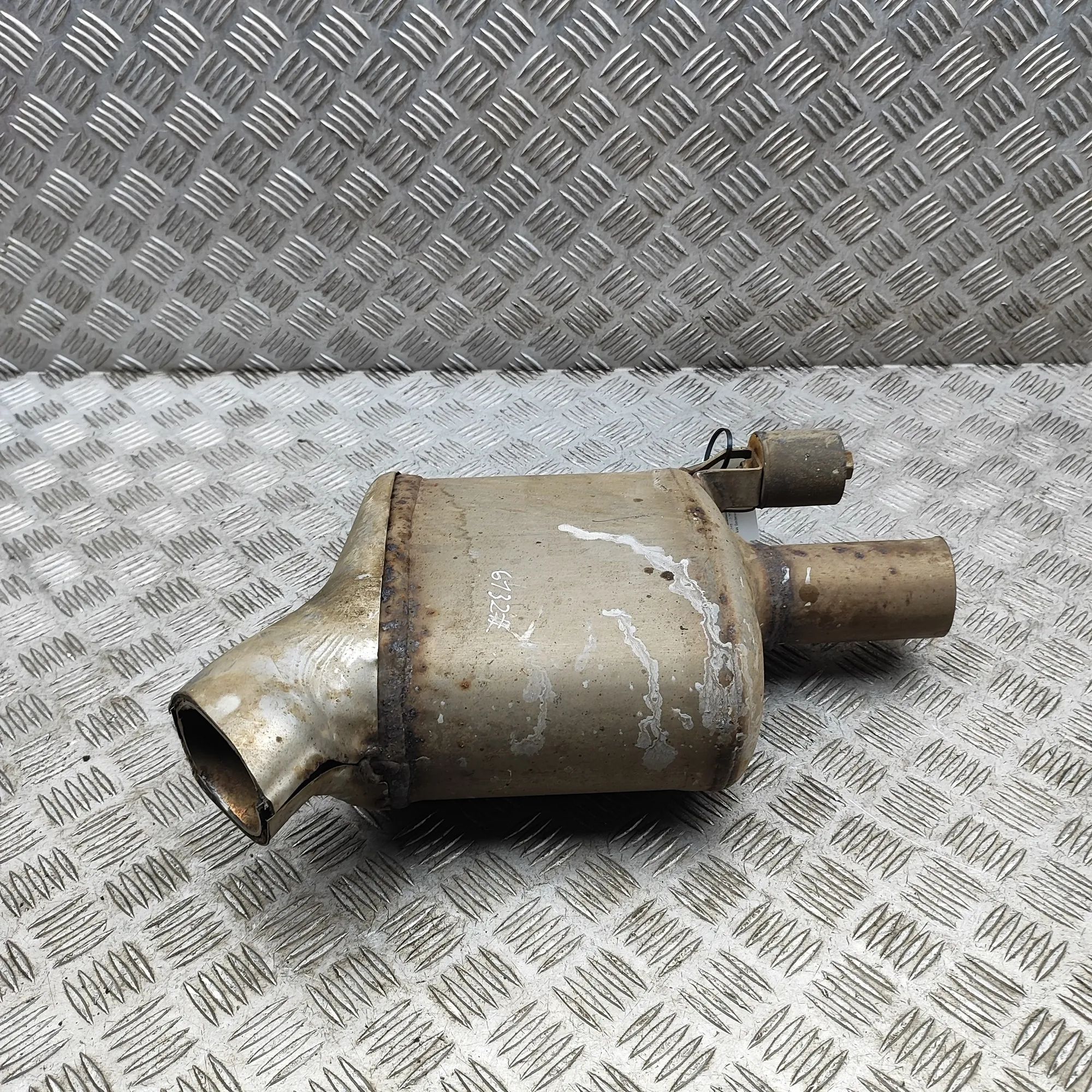 Jaguar XE Catalyst Converter 82280484, GX73-5L219-CM Catalyst Converter JAGU...