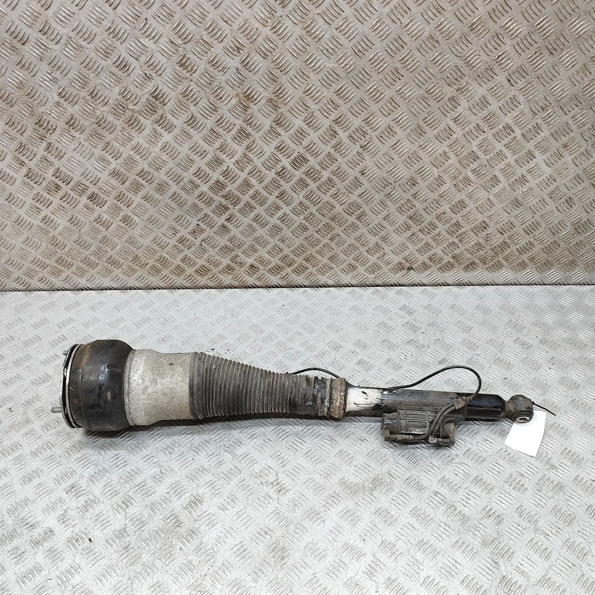 Mercedes-Benz S Coupe (C217) Rear Left Air Shock Absorber A2173203301, A2178203301 Rear Left Air Shock Ab...
