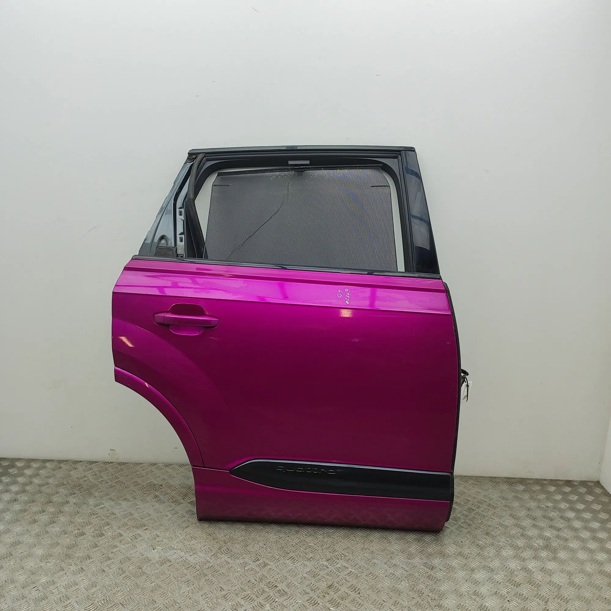 Audi Q7 (4M) Rear Right Door 8W0959801, 4M0839462A, 4M0861334D, 4M833052E Re...