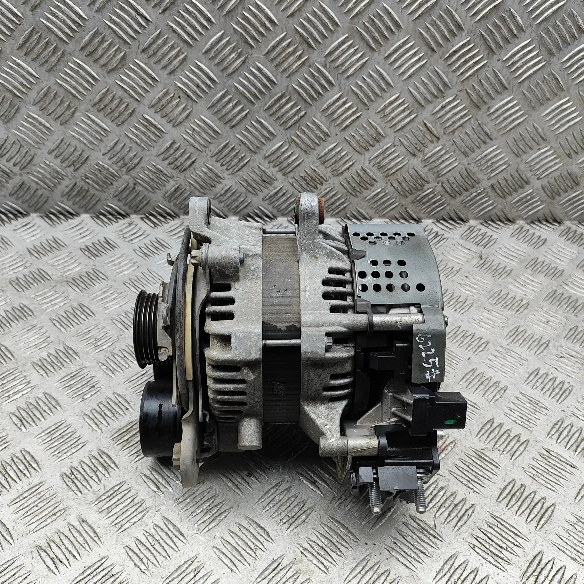 Mercedes-Benz A (W176) Alternator Generator A2649062300 Alternator Generator MERCEDES-BENZ ...