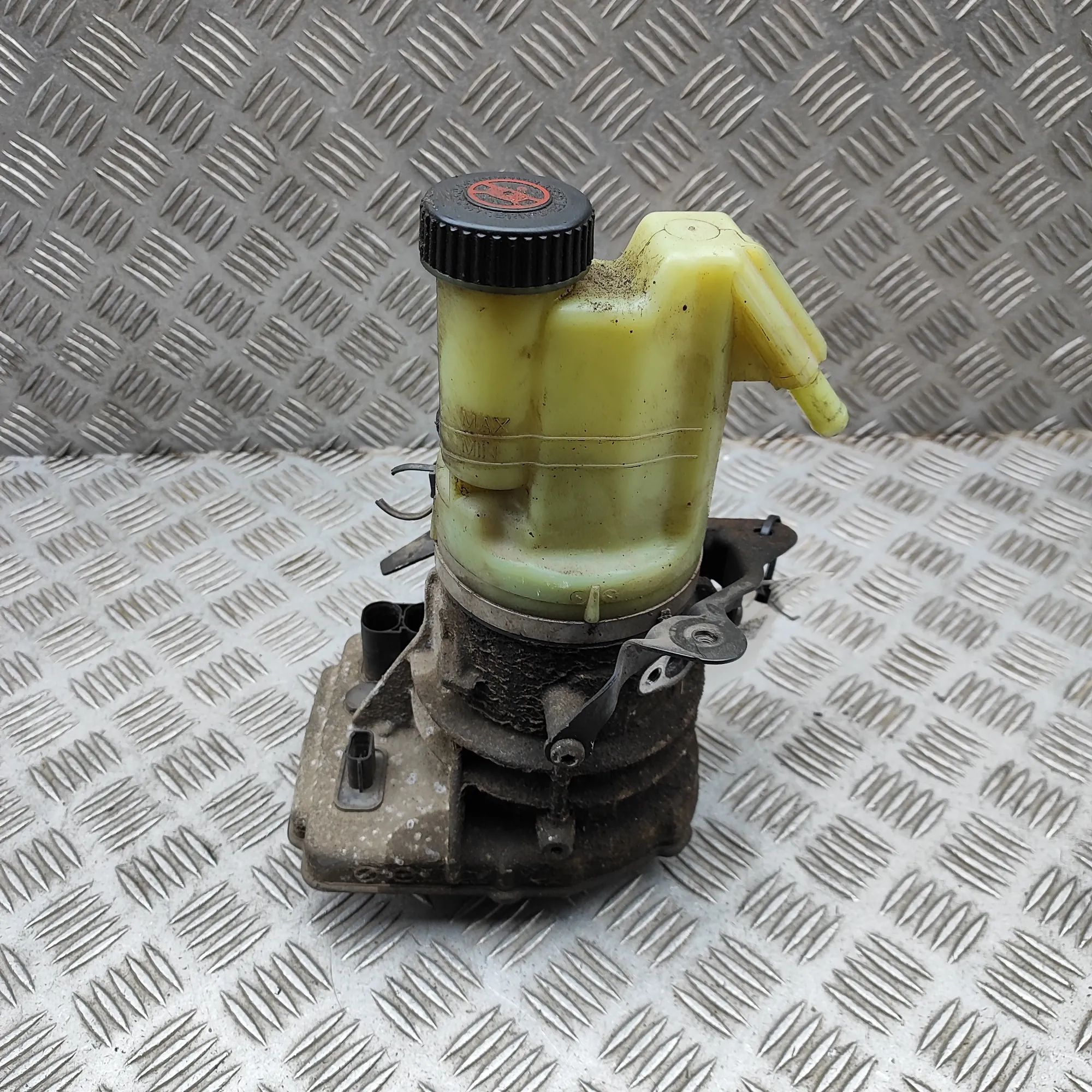 Renault Master Electric power steering pump A0047921B, A0035423, 491103543R Electric Power ...