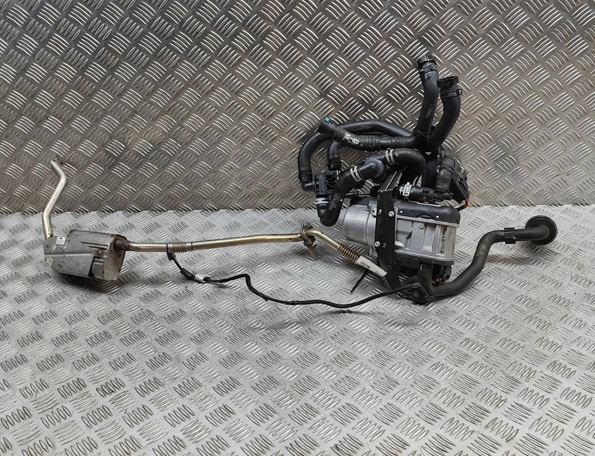 Land Rover Range Rover (L405) Webasto Auxiliary Heater JPLA-18N252-DB, JPLA-18K474-AA, JPLA-18K463-AC ...
