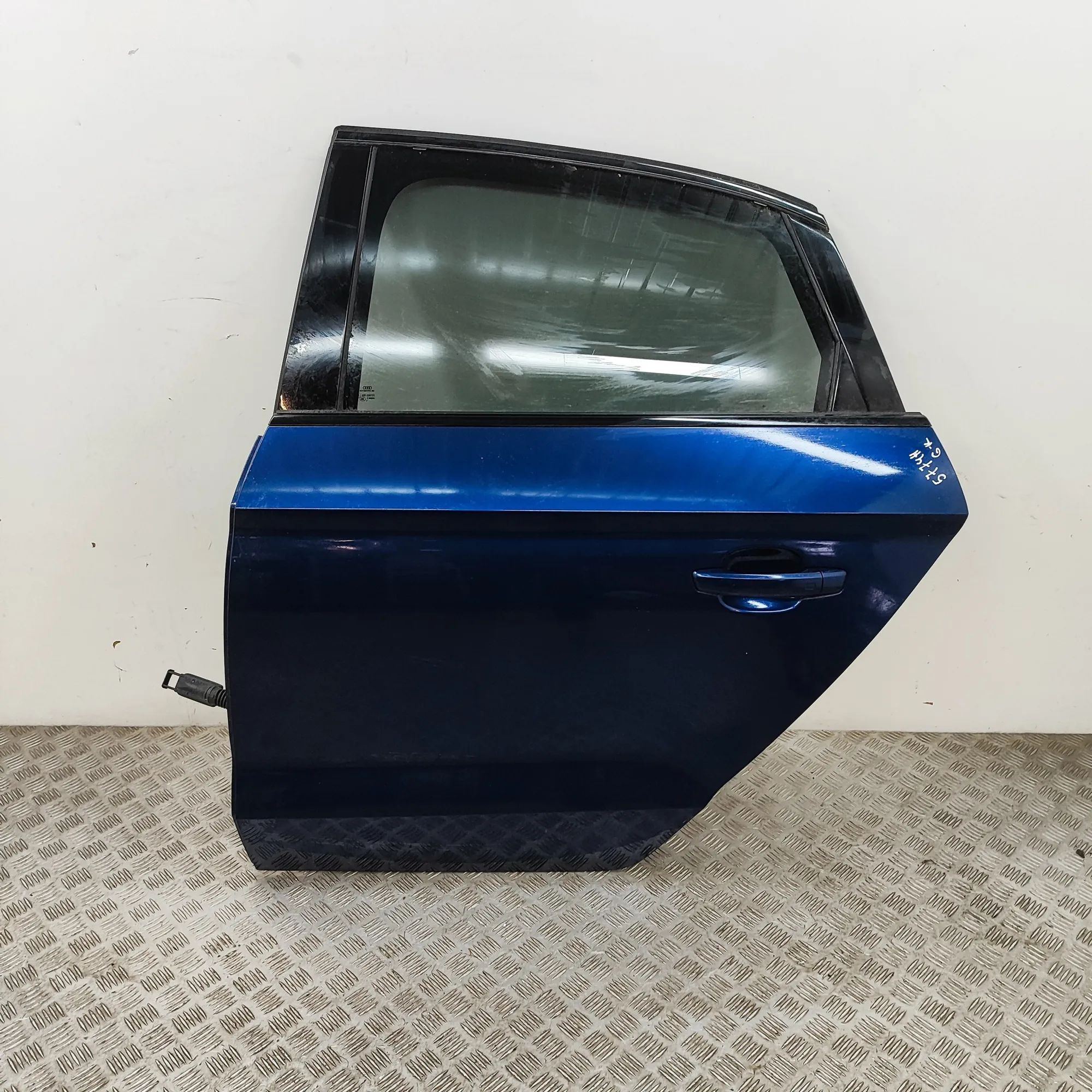 Audi A3 (8V) Rear Left Door 8V5833051A Rear Left Door AUDI A3 (Limousine 8V...