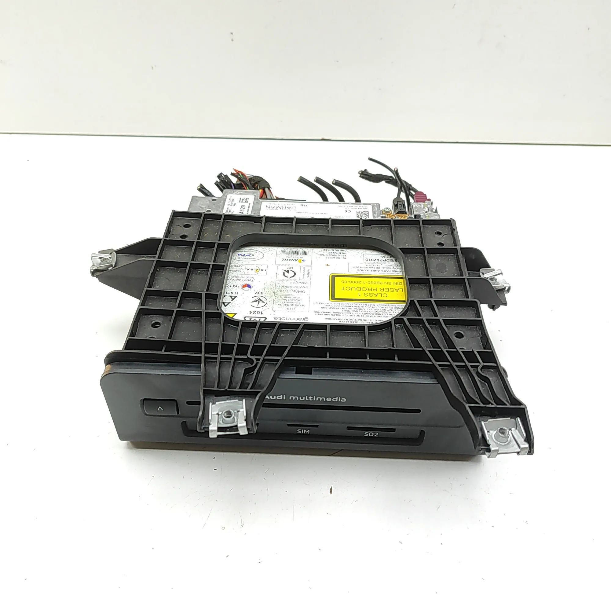 Audi A5 (B9) Navigation Control Unit 8W2857290, 8W5035035 Navigation Control Unit AU...
