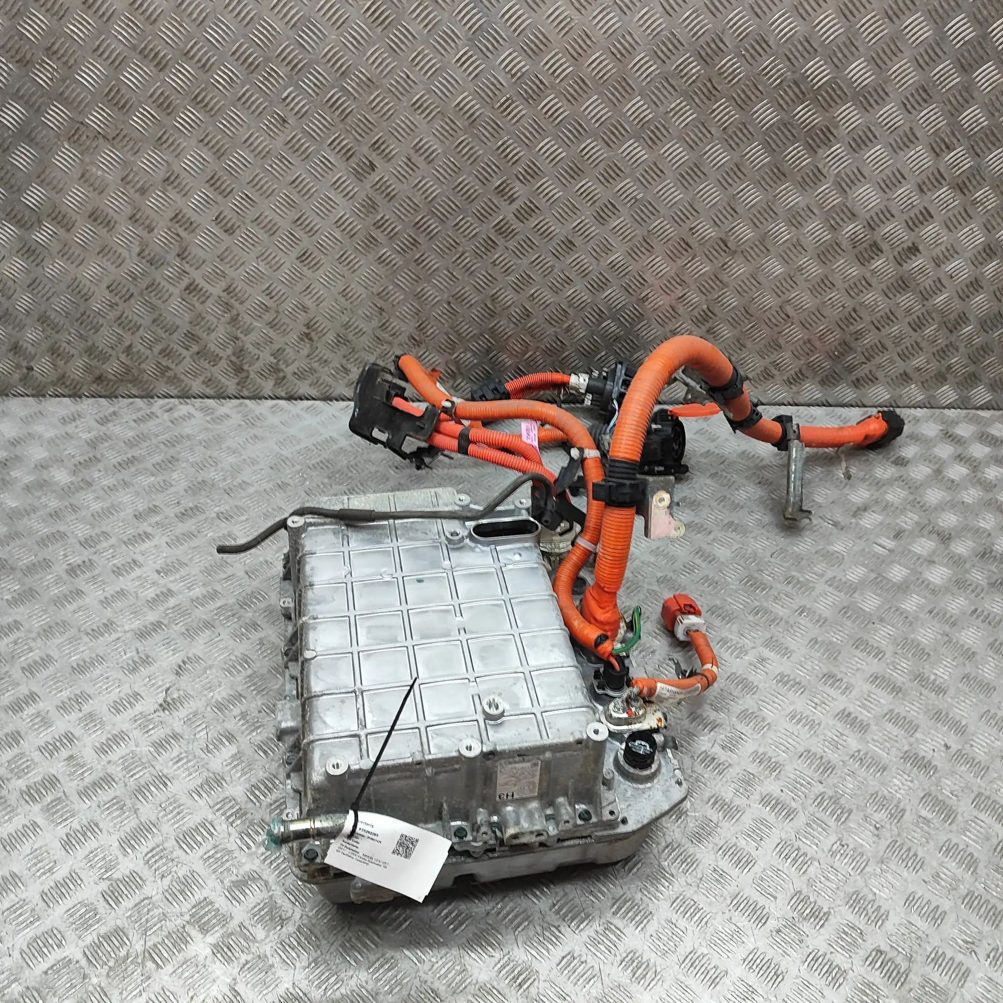Nissan Leaf Voolukonverter 12v-230v 296B15SH0A, 297A65SH2A, 292C05SH1B, 297A65SH1A ...