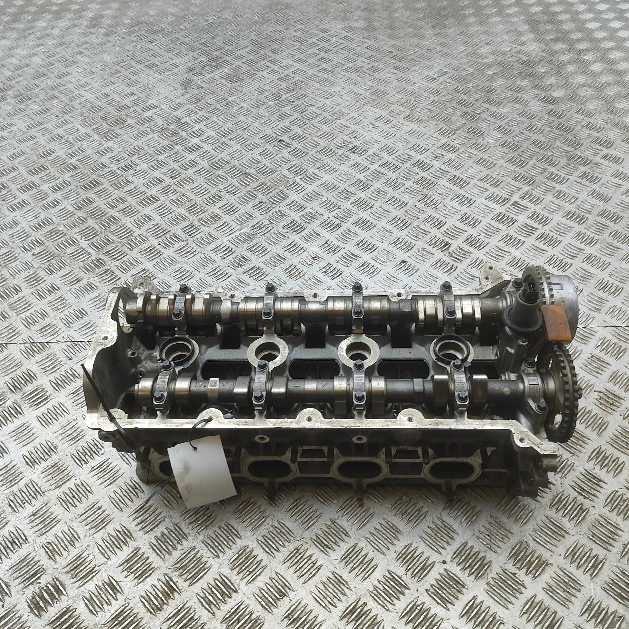 Porsche Panamera Right Side Engine Head 9481041054R Right Side Engine Head PORSCHE PANA...