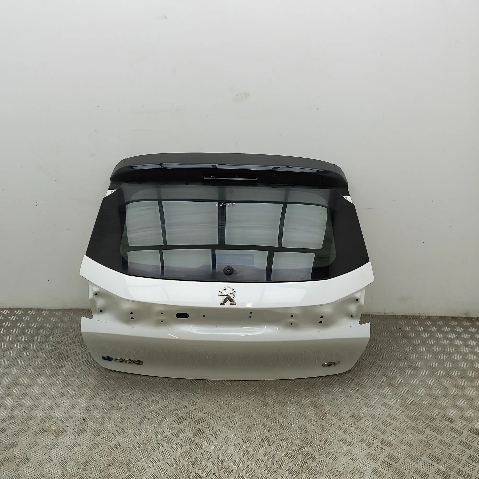 Peugeot 208 Tailgate Bootlid 9833140080, 9827577380 Tailgate Bootlid PEUGEOT...