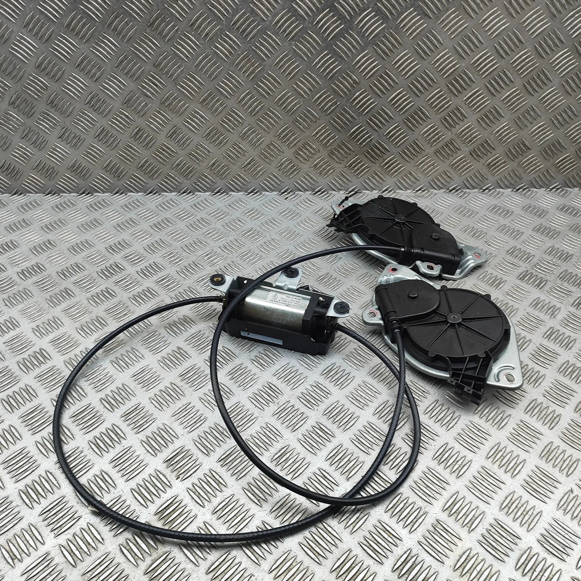 Porsche Boxster (987) Roof Folding Mechanism 98756117902, 98756118002, 98662411701, 98656171...