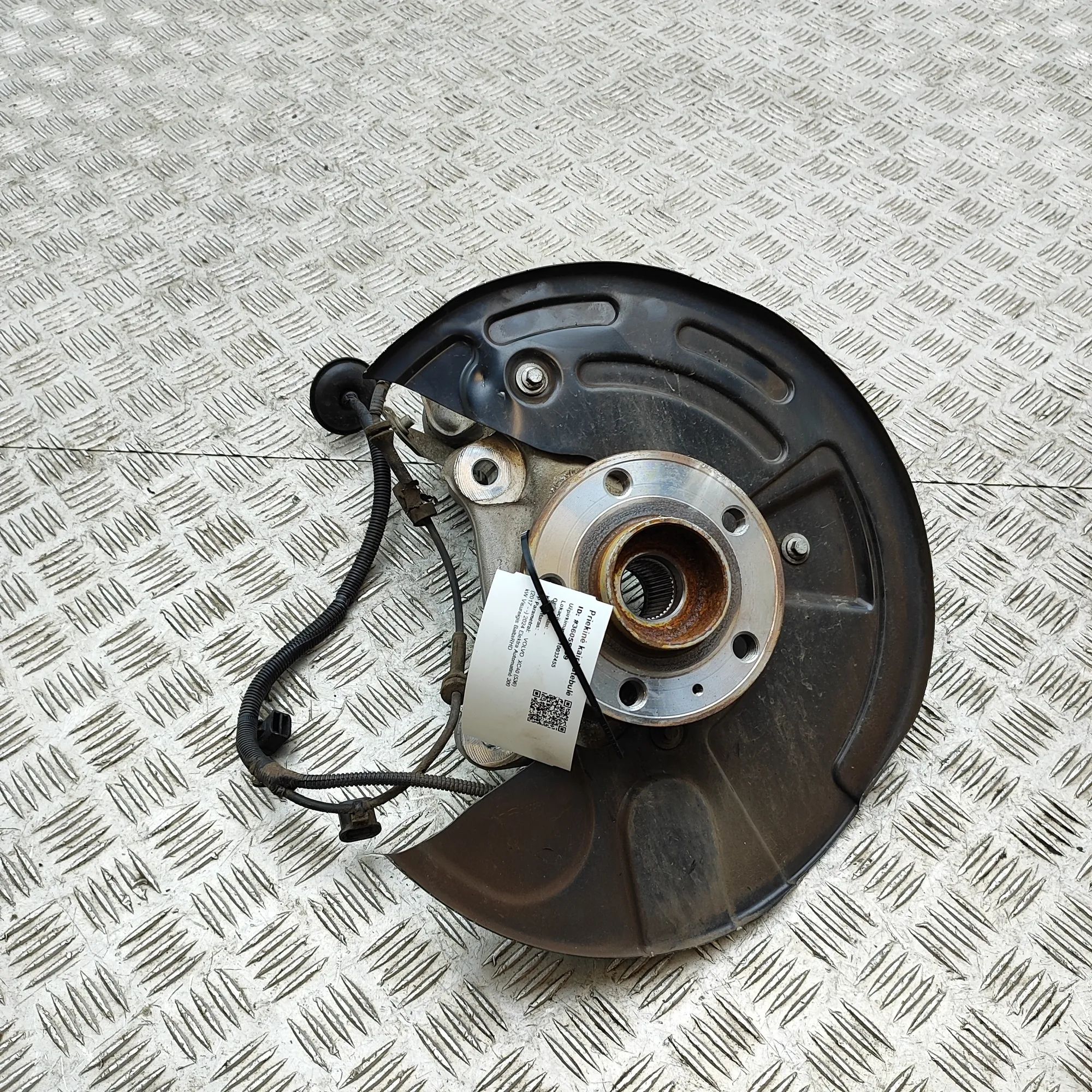 Volvo XC40 / EX40 Front Left Wheel Hub 32246335 Front Left Wheel Hub VOLVO XC40 (536) ...