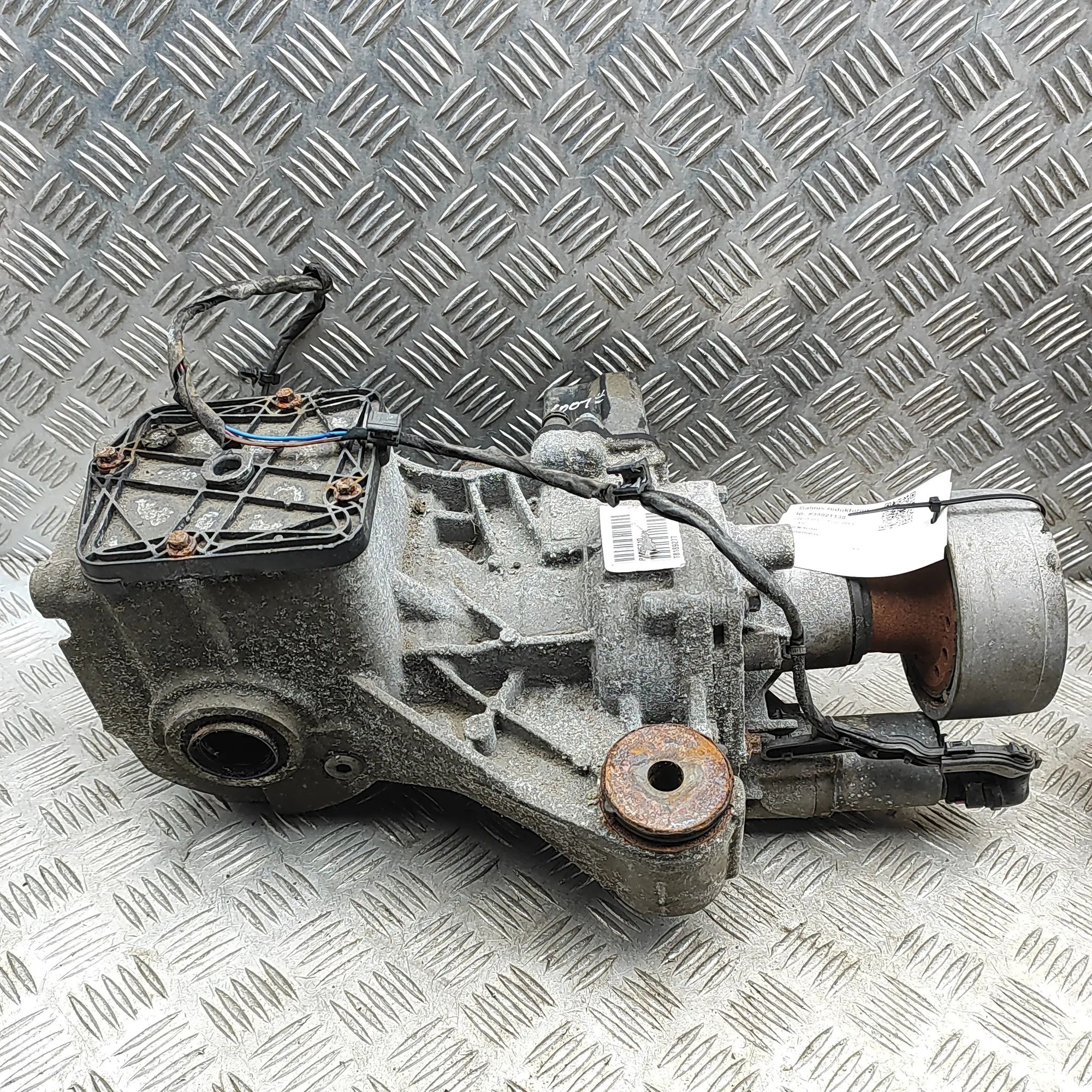 Volvo S60 takatasauspyörästö P1216710, 31492601, P31492601, 1216710 Rear Dif...